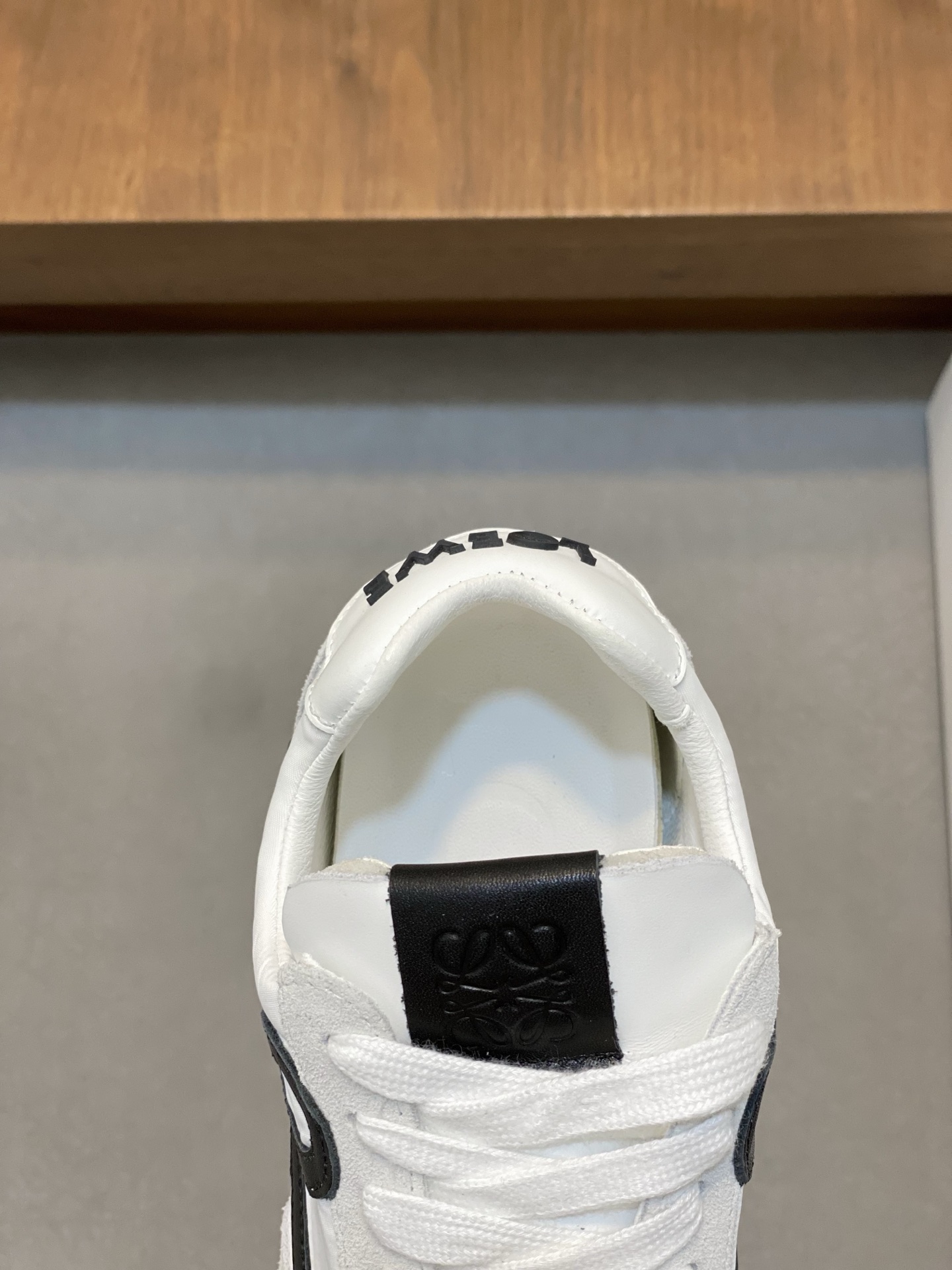 Loewe Ballet Runner 2.0 Low-Top Sneakers Nylon and Leather Lace-up Round Toe 8 i1741846302584 8745 0 6