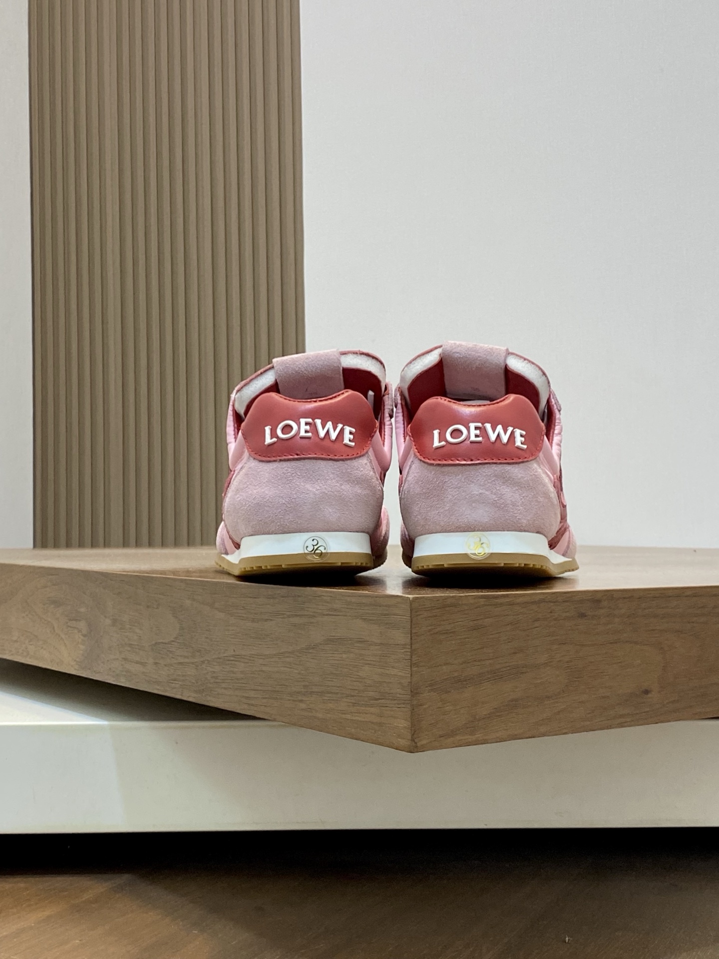 Loewe Ballet Runner 2.0 Pink/Red Nylon & Leather Lace-Up Sneakers 9 i1741846319237 4221 0 7