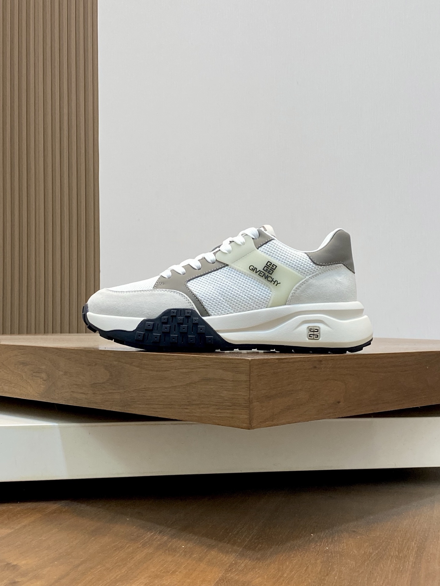 Giv 1 Men's White Thickened Sole Height Increasing Casual Sneakers 3 i1742141676640 2550 0 1