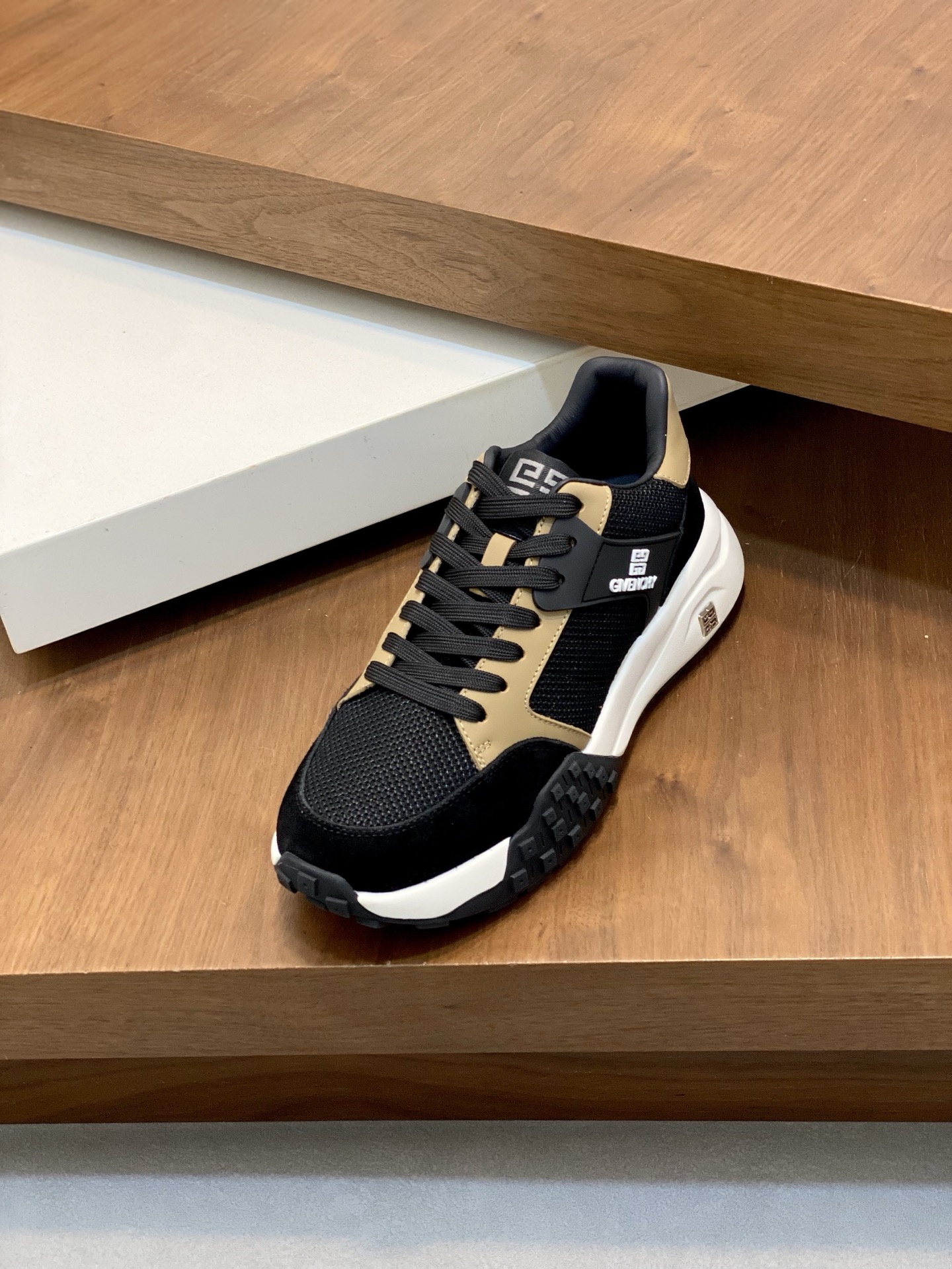 Giv Men's Height Increasing Casual Sneakers in Calfskin and Mesh 7 i1742141691366 1570 0 5