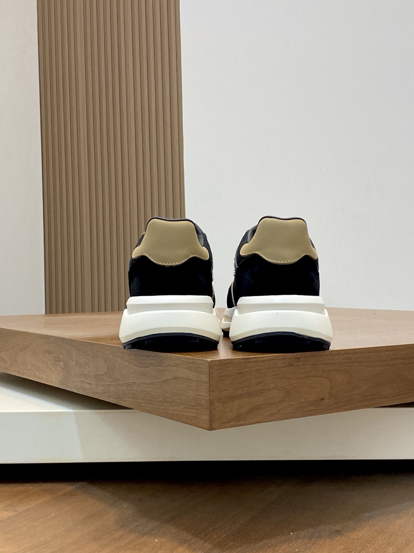 Giv Men's Height Increasing Casual Sneakers in Calfskin and Mesh 9 i1742141691508 8178 0 7