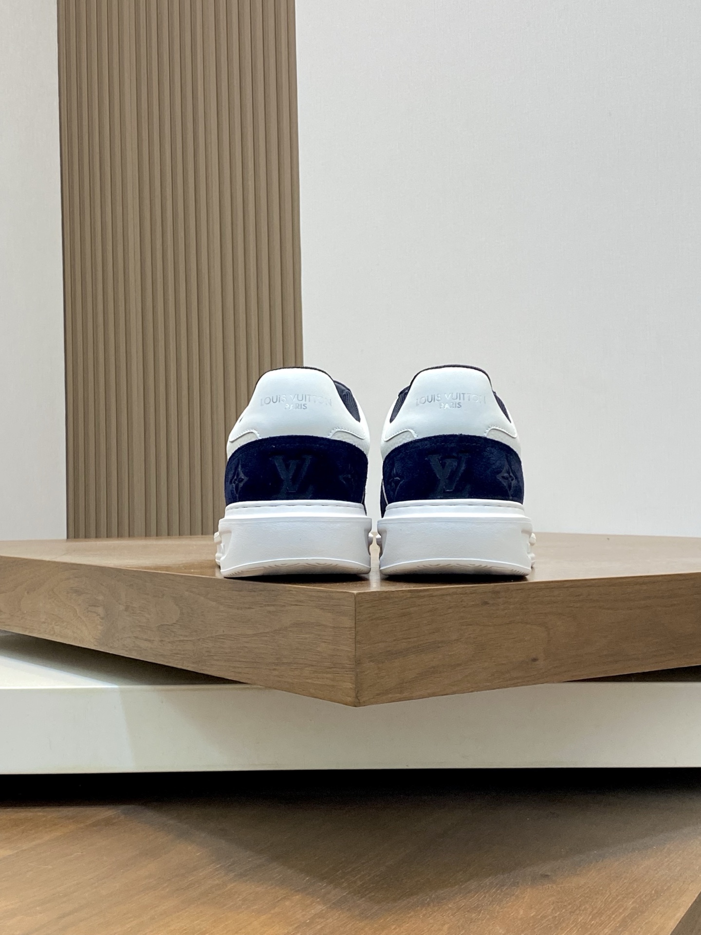 Luxury Men's Leather Sneakers - Monogrammed, Comfortable, and Durable 9 i1742141920155 8134 0 7