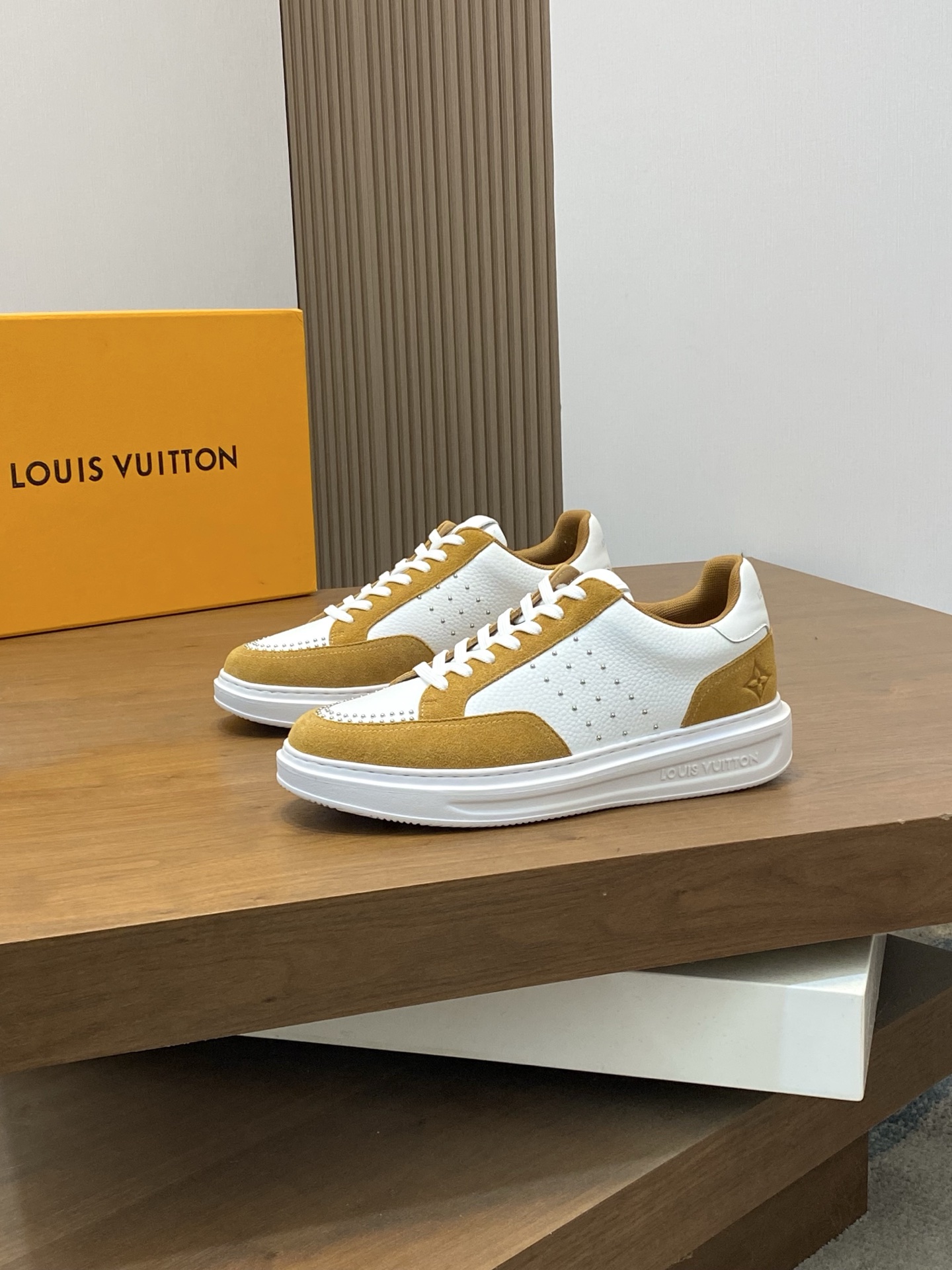 Louis Vuitton Men's Casual Sneakers in White Leather with Monogram Detail 4 i1742141938468 3896 0 2
