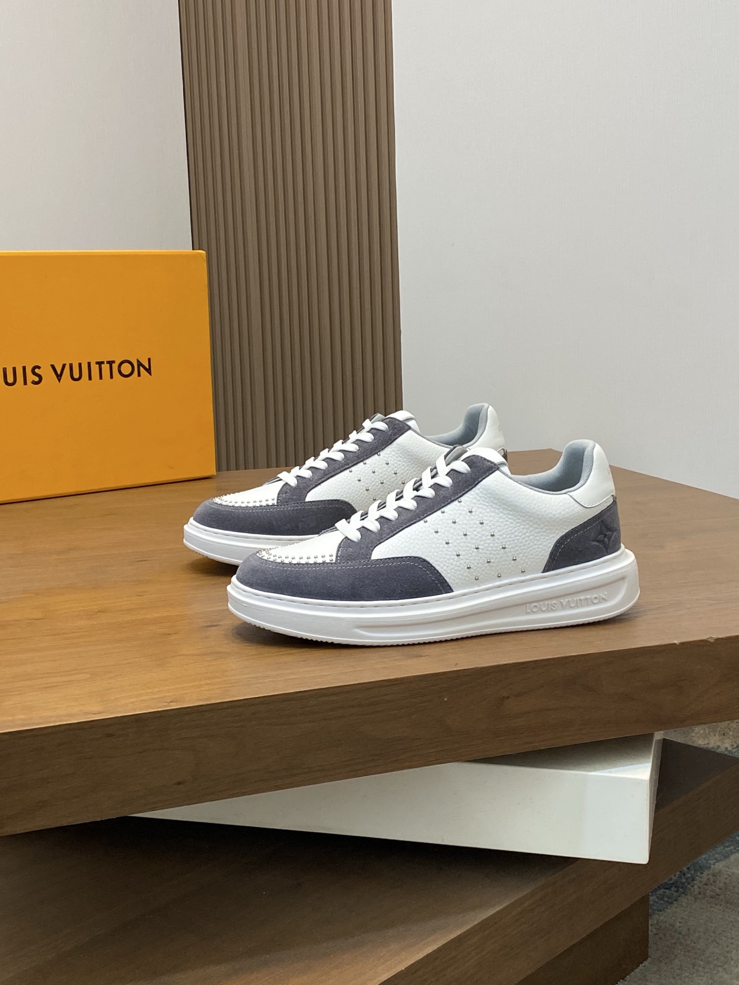 Louis Vuitton Men's White Leather Casual Sneakers with Monogram Detail 4 i1742142027420 3870 0 2