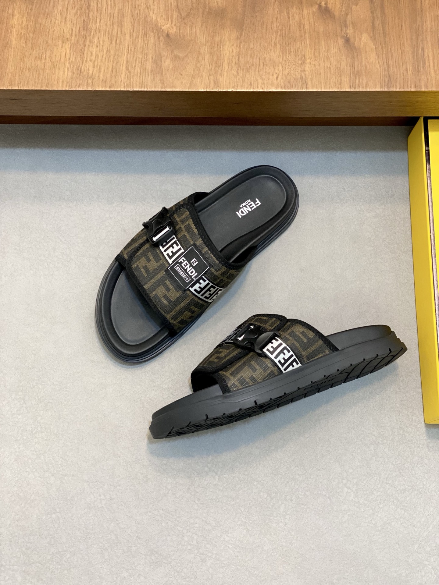 Fendi Monster Slides: Comfortable & Stylish Summer Essential (Sizes 39-44) 7 i1742228428974 1477 0 5