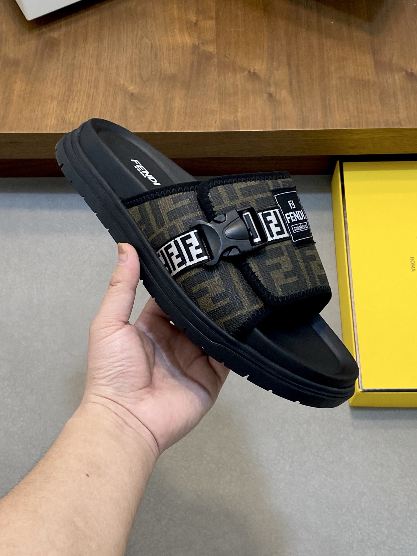 Fendi Monster Slides: Comfortable & Stylish Summer Essential (Sizes 39-44) 5 i1742228430825 1004 0 3