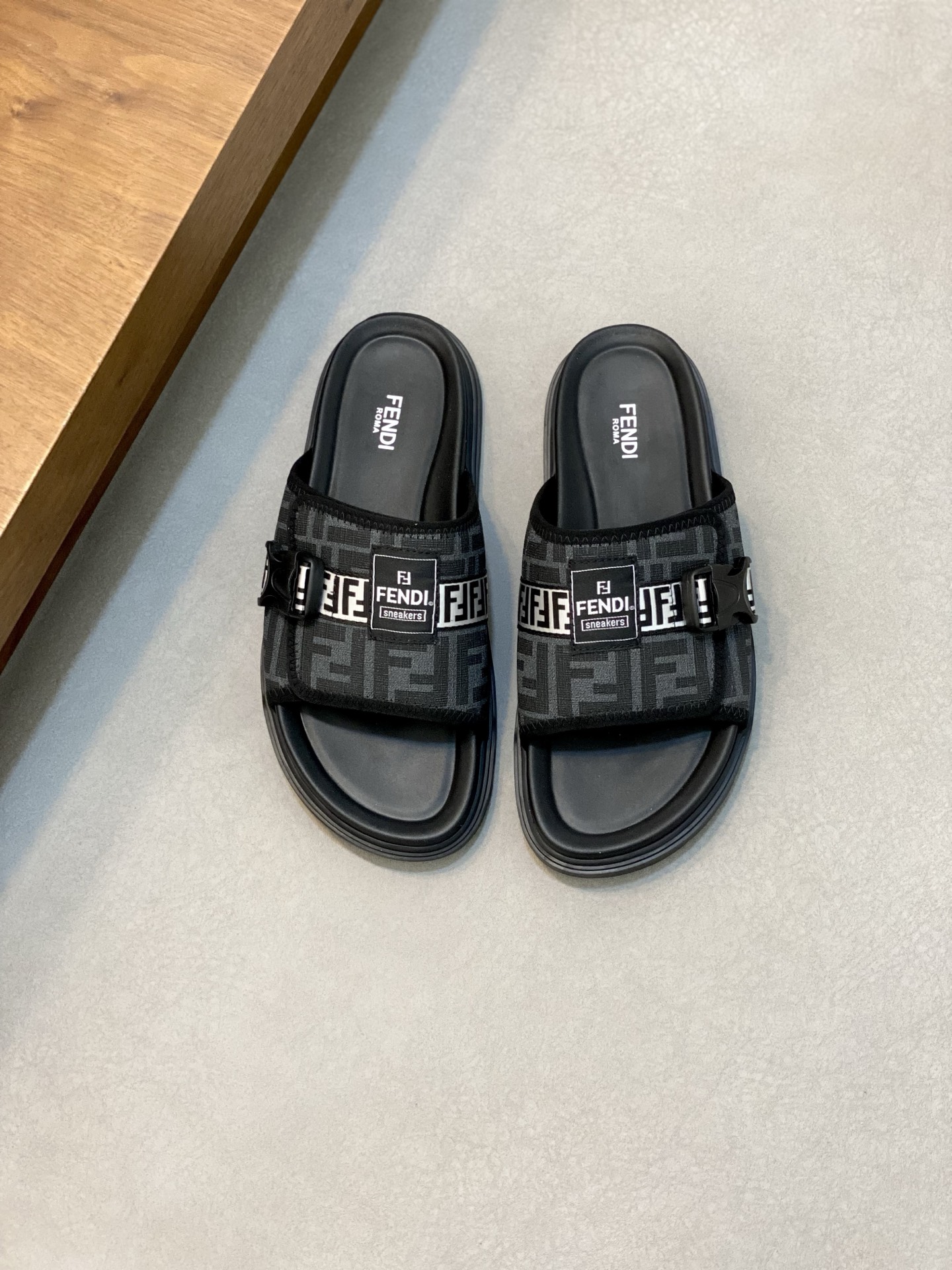 Fendi Monster Slides: Original Imported Hardware & Comfortable Fit (Sizes 39-44) 2 i1742228600856 9261 0 0