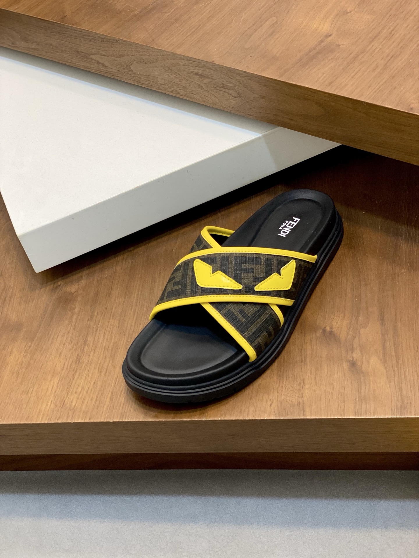 Fendi Monster Slides: Designer Sandals with Signature Eye Design, Sizes 39-44 10 i1742228672917 1368 0 8