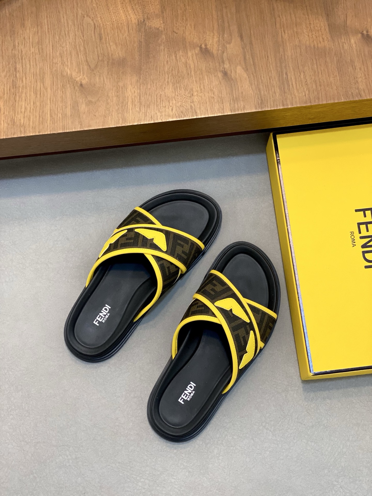 Fendi Monster Slides: Designer Sandals with Signature Eye Design, Sizes 39-44 6 i1742228674996 934 0 4