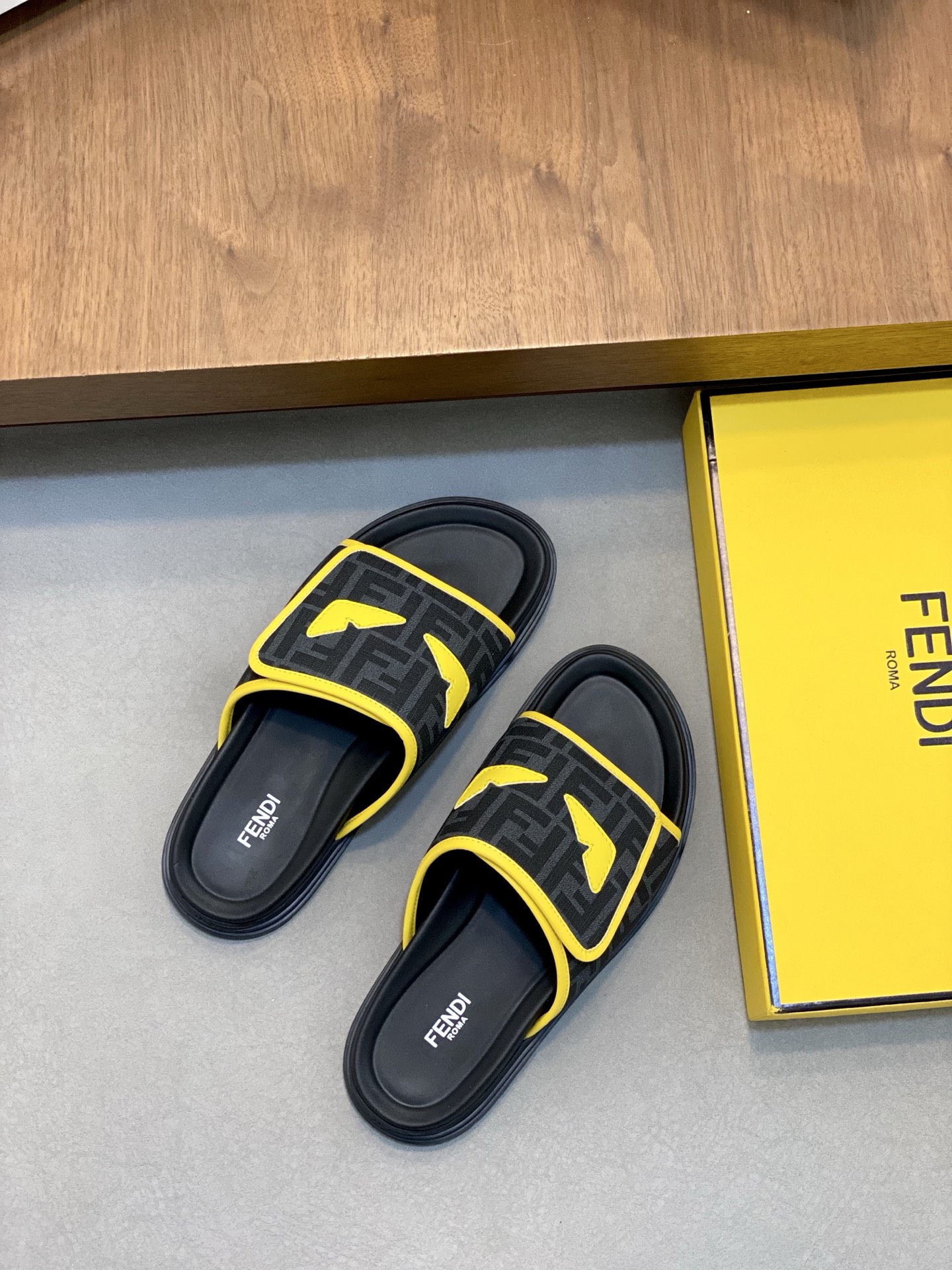 Fendi Little Monster Slides - Original Design, Ultimate Comfort, Sizes 39-44 6 i1742228776815 562 0 4