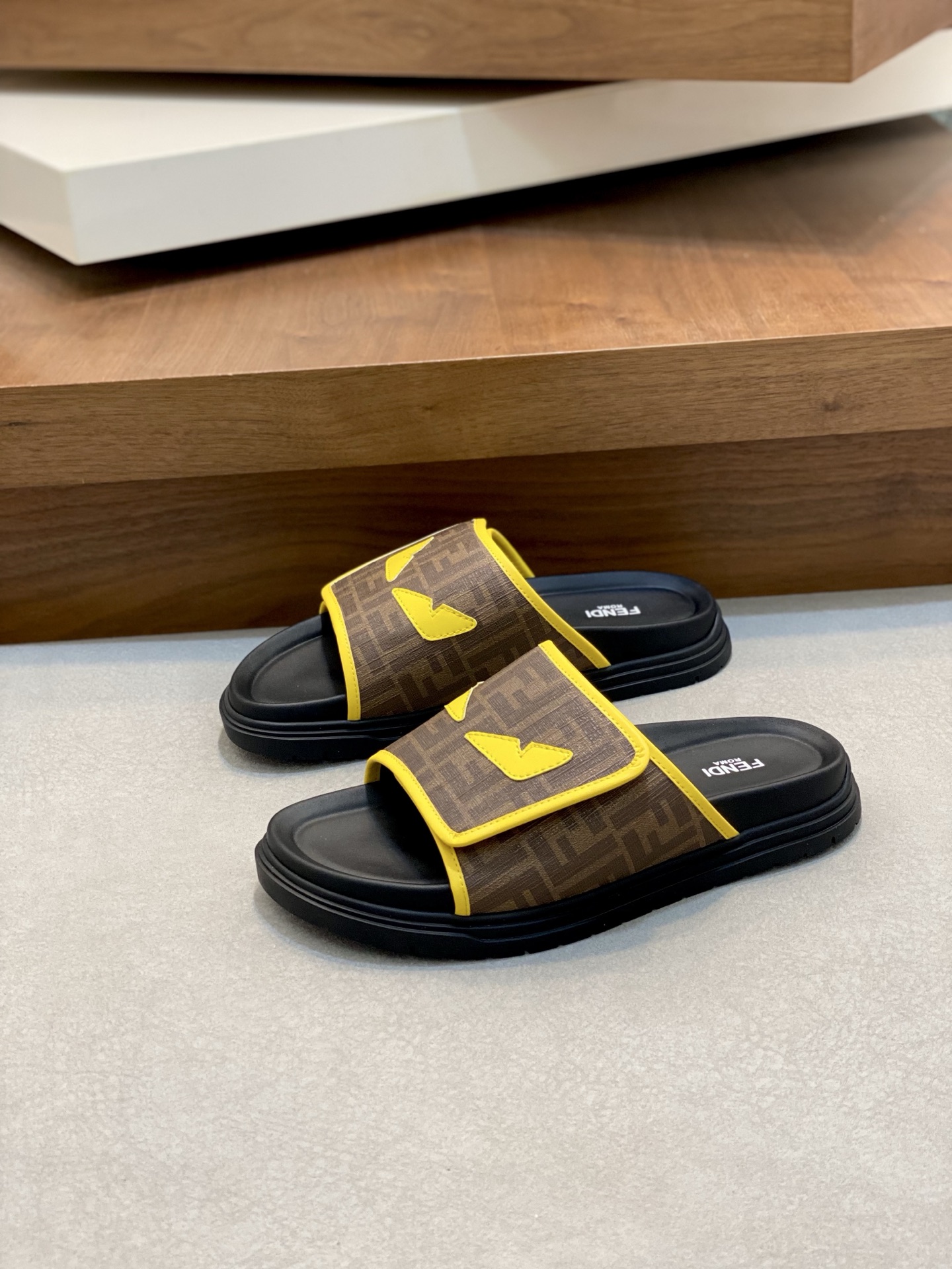 Fendi Monster Motif Slides - Iconic Style & Ultimate Comfort, Sizes 39-44 4 i1742228794459 7065 0 2