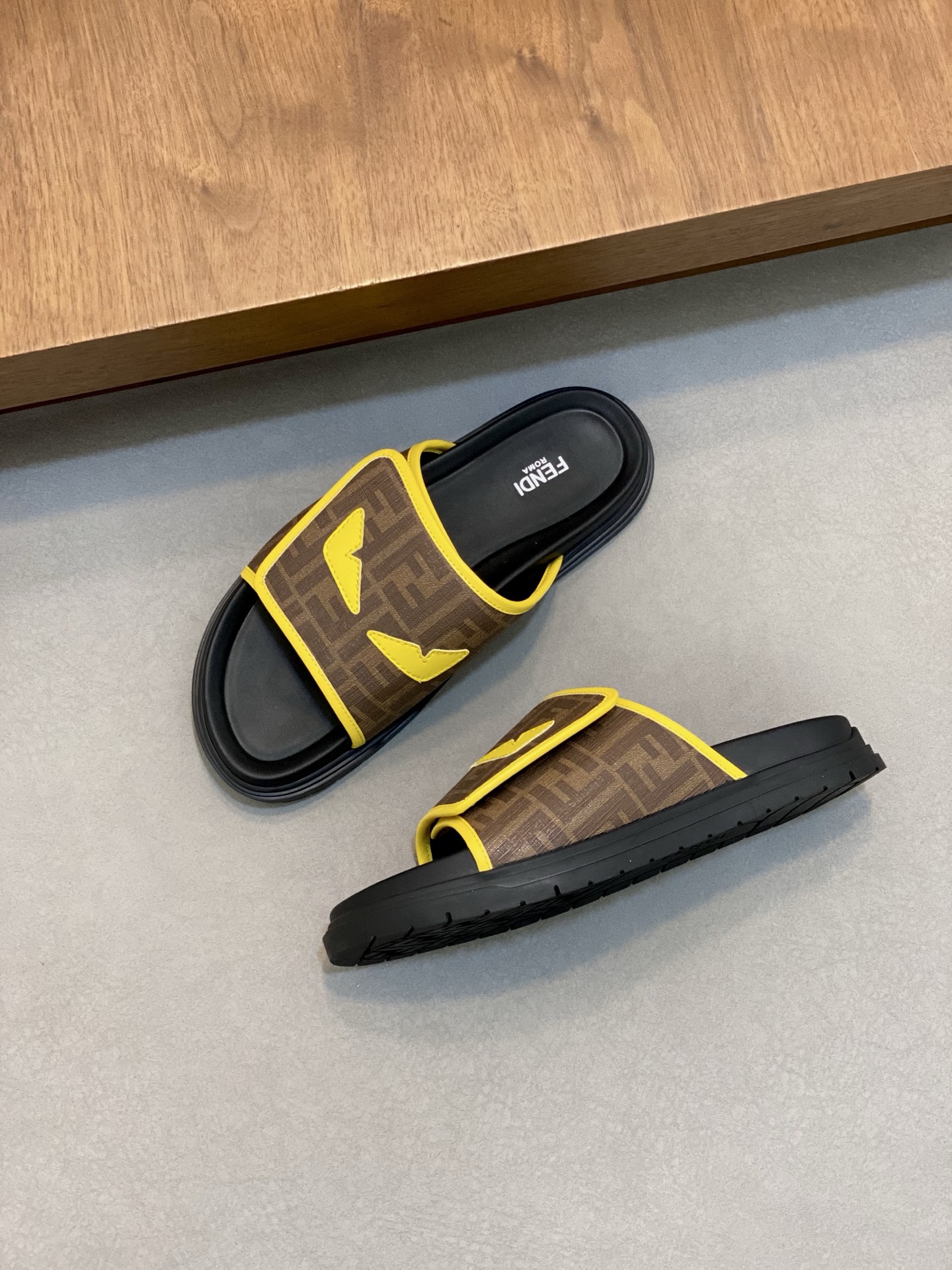 Fendi Monster Motif Slides - Iconic Style & Ultimate Comfort, Sizes 39-44 7 i1742228794648 8179 0 5