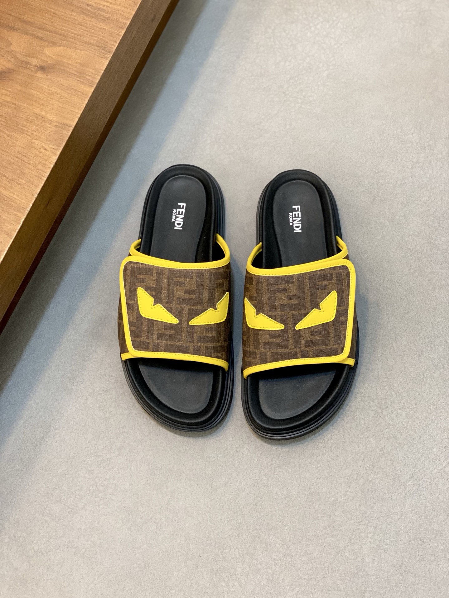 Fendi Monster Motif Slides - Iconic Style & Ultimate Comfort, Sizes 39-44 2 i1742228795694 9766 0 0