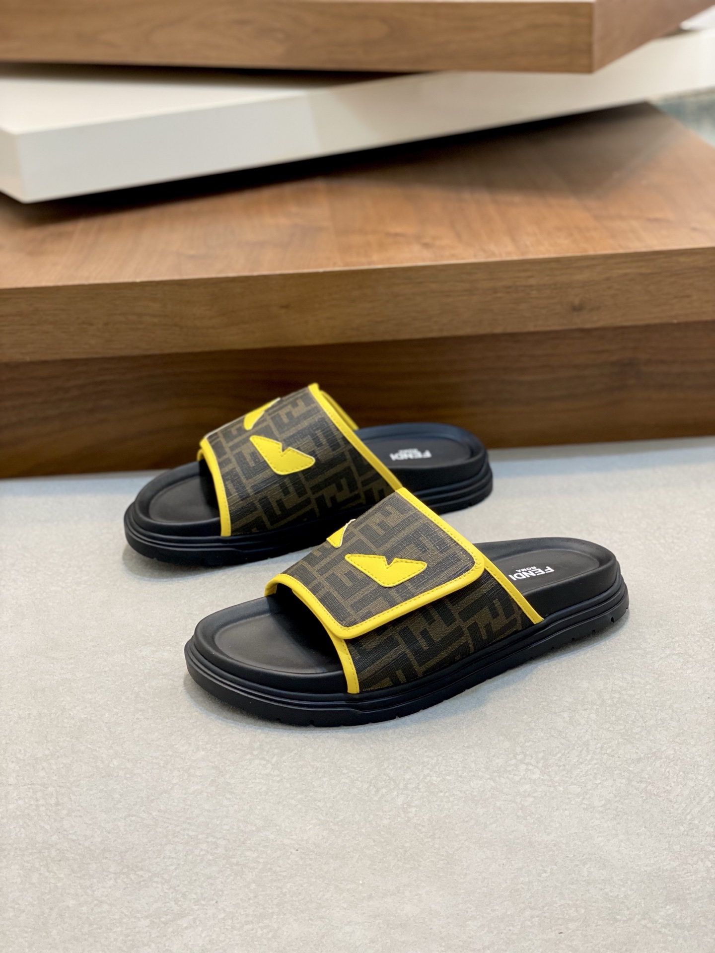 Fendi Monster Slides: Iconic Style, Premium Comfort, and Standout Summer Look 4 i1742228812035 7037 0 2
