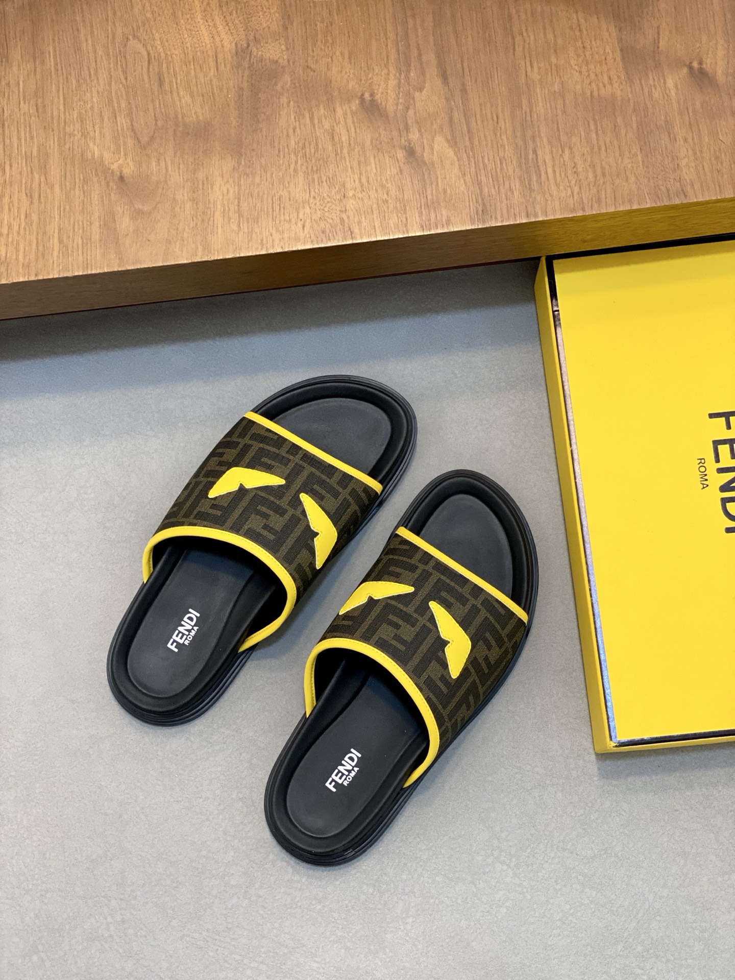Fendi Monster Slides: Stylish & Comfortable Summer Sandals, Sizes 39-44 6 i1742228868917 8263 0 4