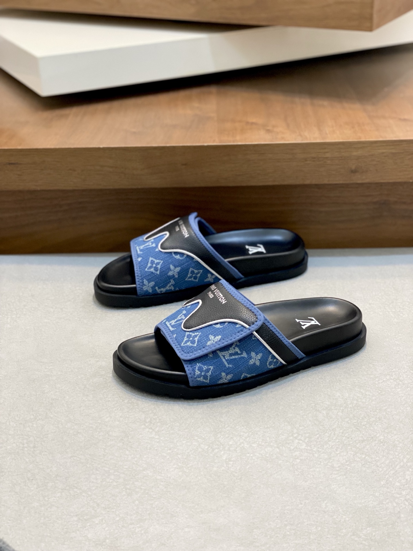 Louis Vuitton Monogram Denim Slide Sandal Comfortable Beach Pool Summer Shoes 4 i1742229227444 5780 0 2