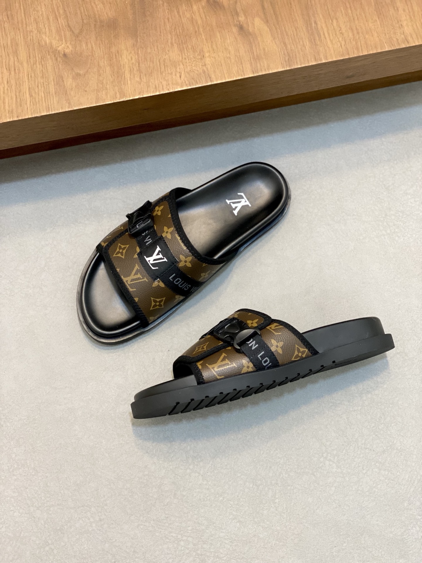 Louis Vuitton Monogram Bread Slides Comfortable, Stylish Summer Essential 7 i1742229322592 7198 0 5
