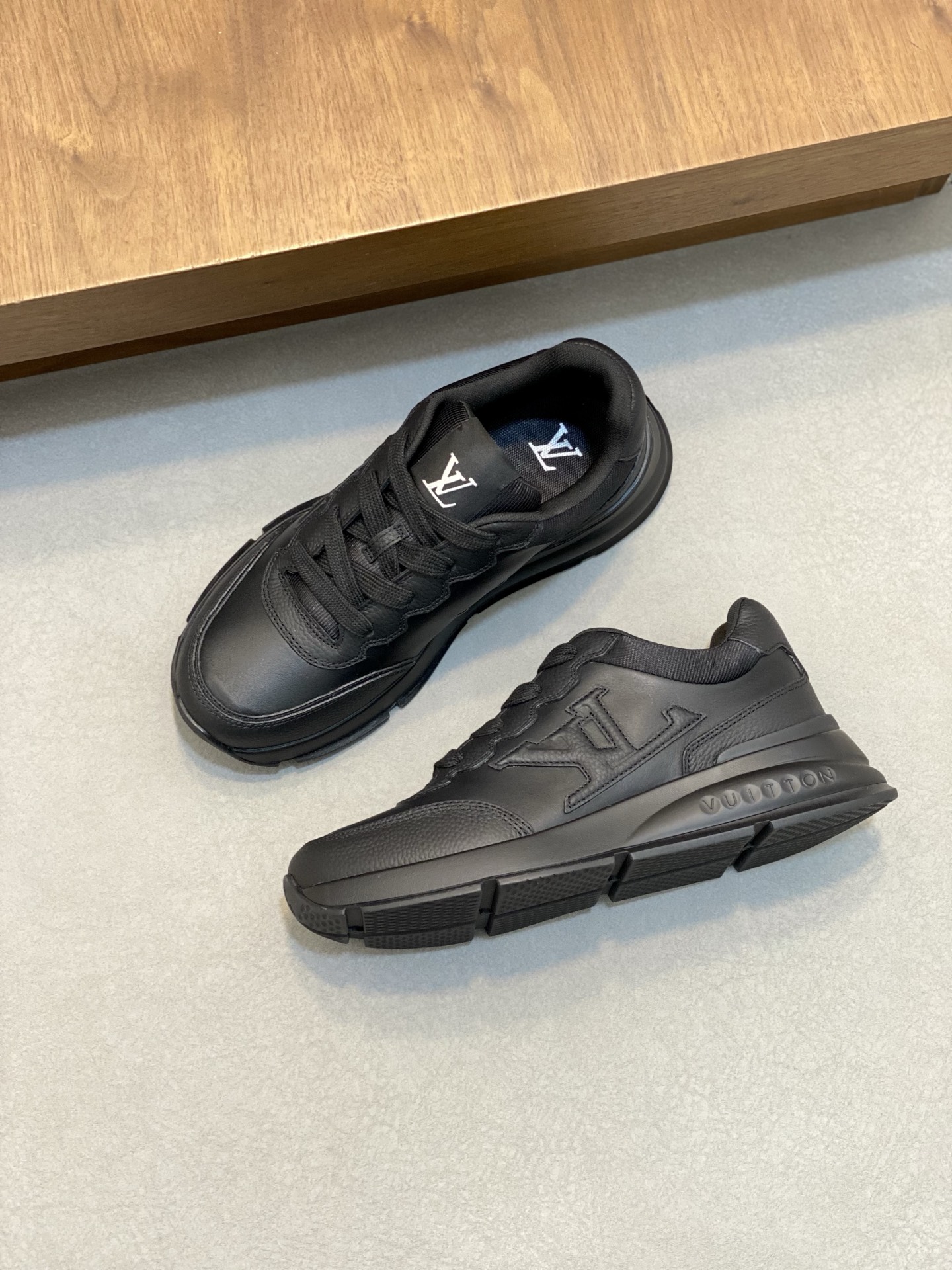 Louis Vuitton Trainer Sneakers Black, Premium Quality, Sizes 38-46 6 i1742316536865 9891 0 4