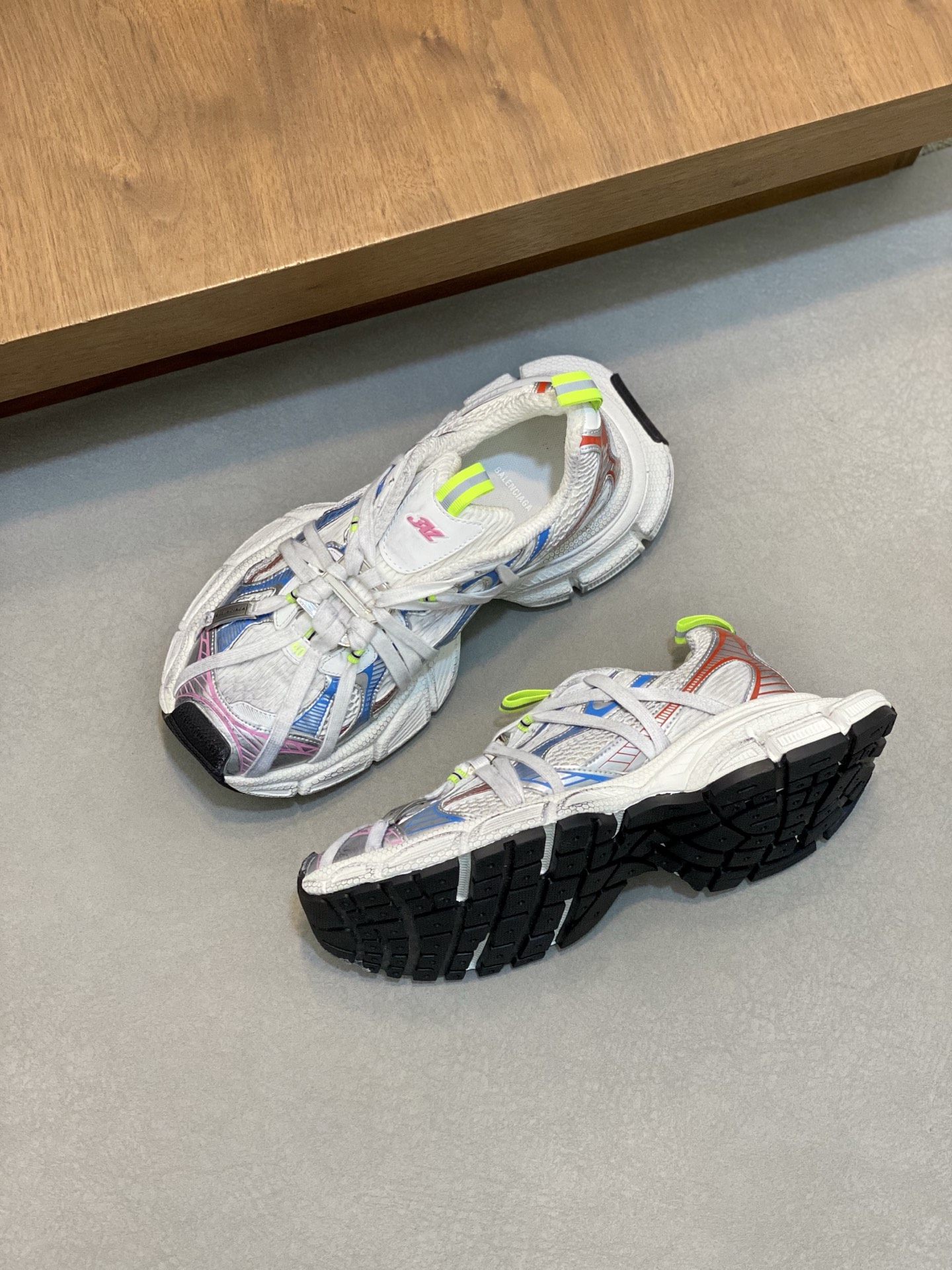 Balenciaga 3XL Extreme Laces Sneakers White Fashion Running Shoes 6 i1742401044138 1478 0 4