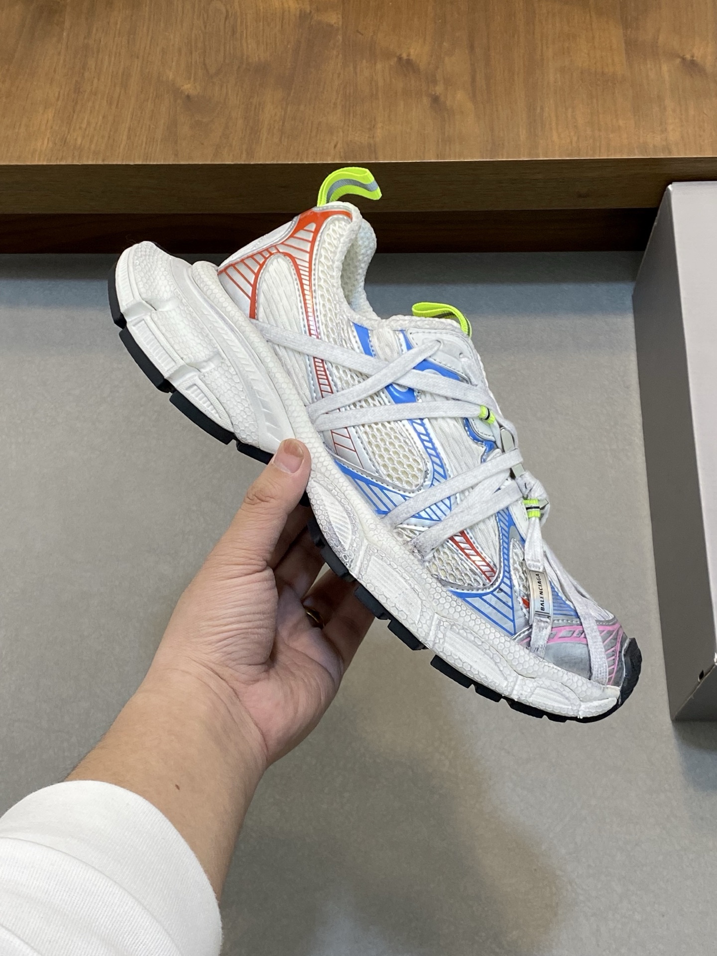 Balenciaga 3XL Extreme Laces Sneakers White Fashion Running Shoes 5 i1742401052720 6128 0 3