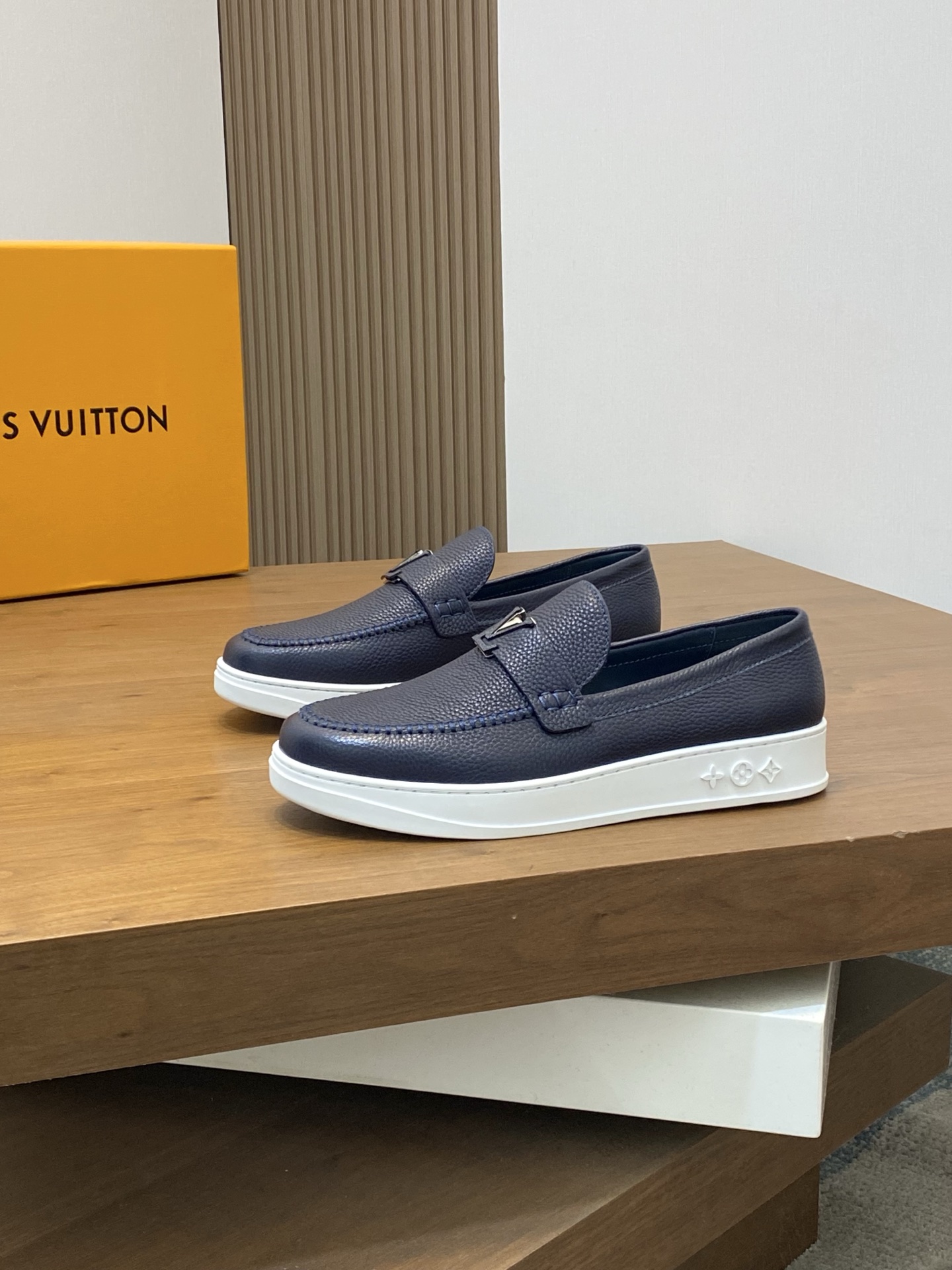 Louis Vuitton Men's Leather Loafers, Slip-On Style, Comfortable and Durable 4 i1742401270046 6801 0 2