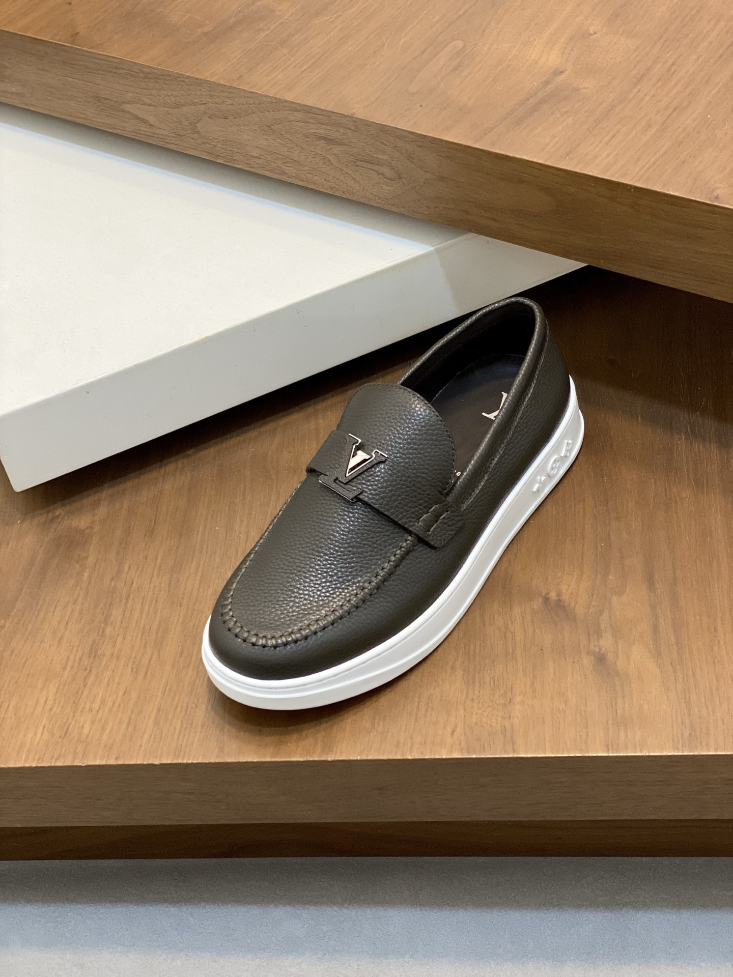 Louis Vuitton Men's Casual Loafers in Brown Leather - Size 38-45 7 i1742401393970 3222 0 5