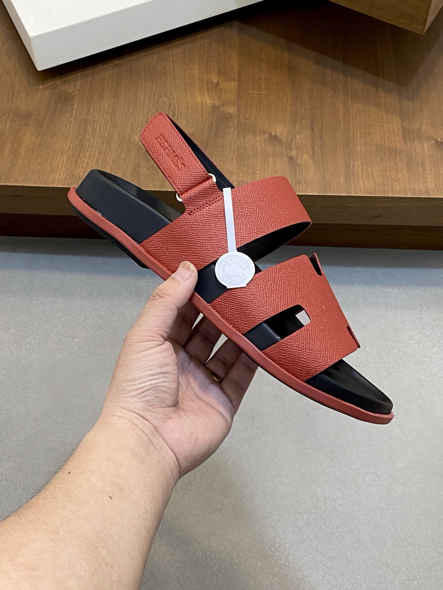 Hermès Men's Chypre Leather Sandals Comfortable and Durable Rubber Sole 5 i1742834577802 6675 0 3
