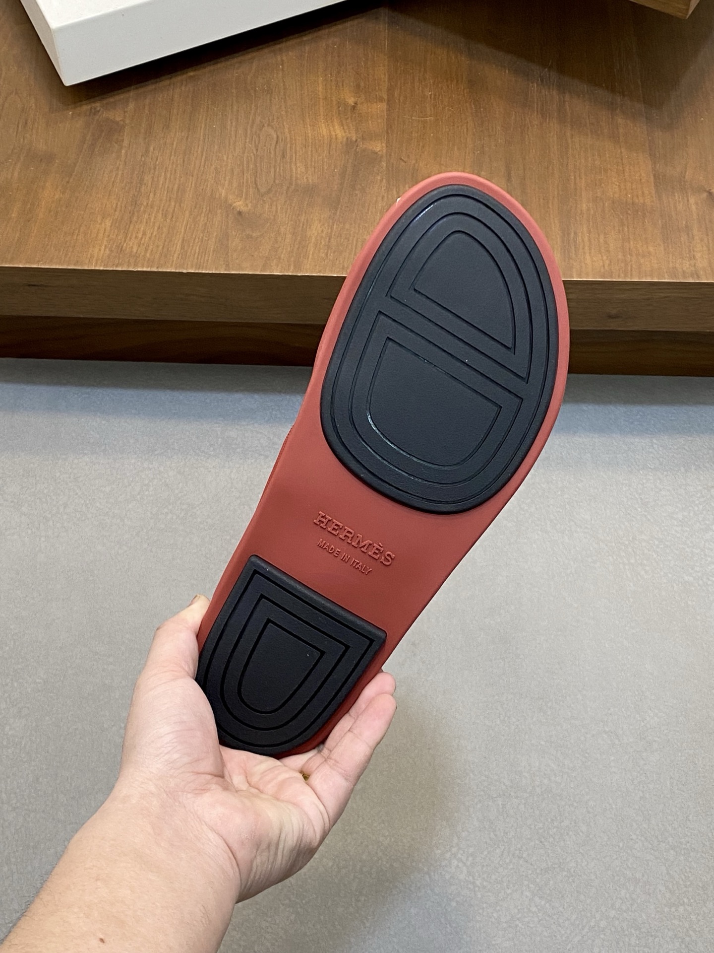 Hermes Men's Leather Slides Sandals | Stylish & Durable Footwear 9 i1742834765340 8584 0 7