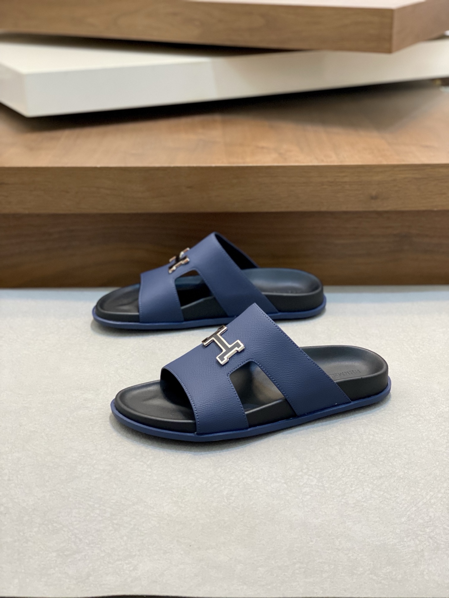 Hermes Men's Blue Leather H Logo Slides Sandals Size 39-44 4 i1742834803922 9172 0 2