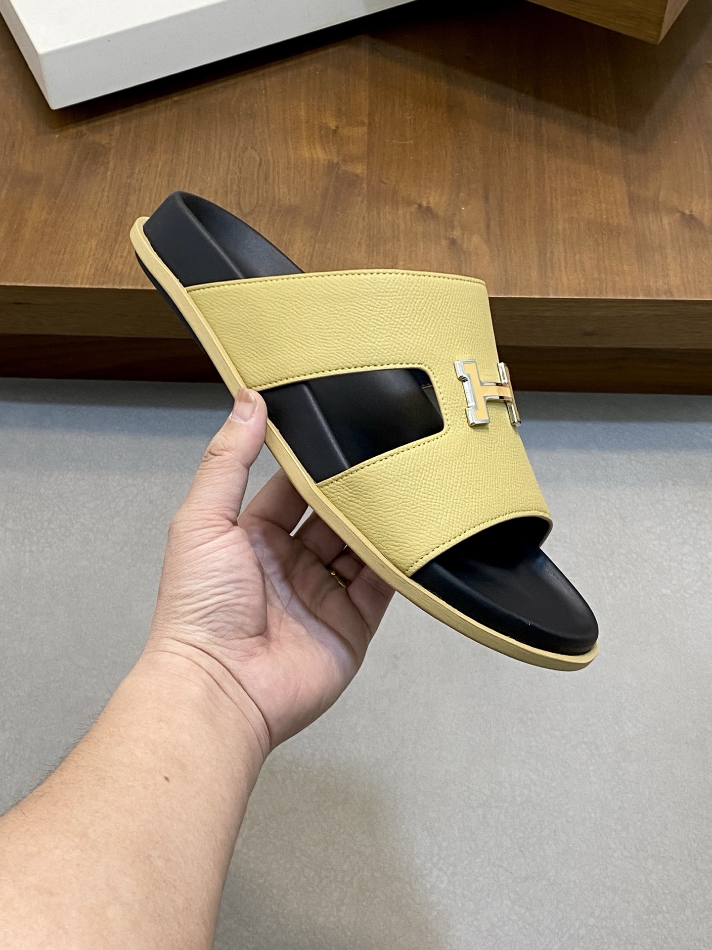 Elegant Leather Sandals - Classic Design with Durable Rubber Sole (Size 39-44) 5 i1742834842739 7673 0 3