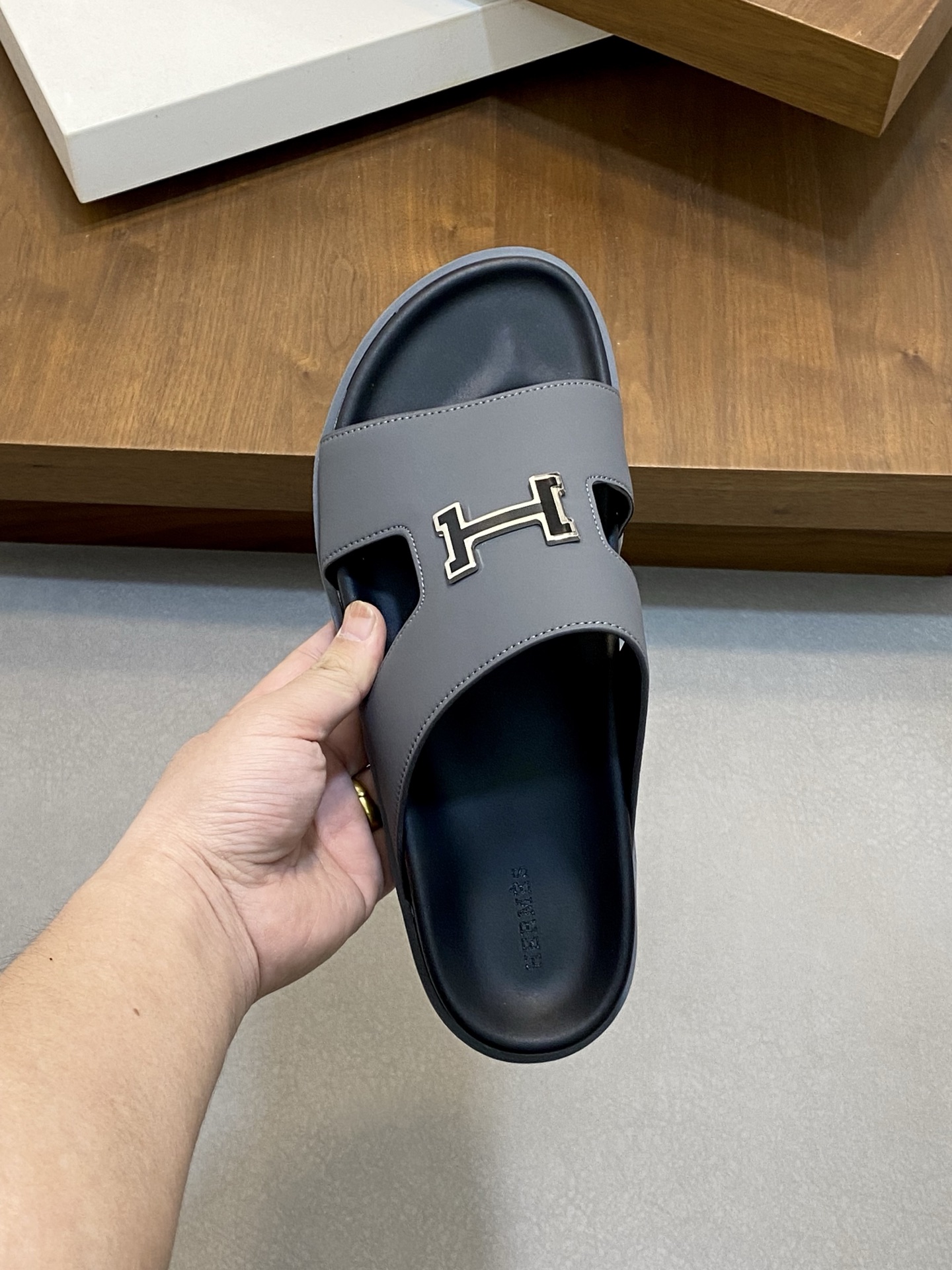 Hermes Men's Leather Sandals Stylish Gray Summer Beach Slides, Sizes 39-44 8 i1742835002786 1100 0 6