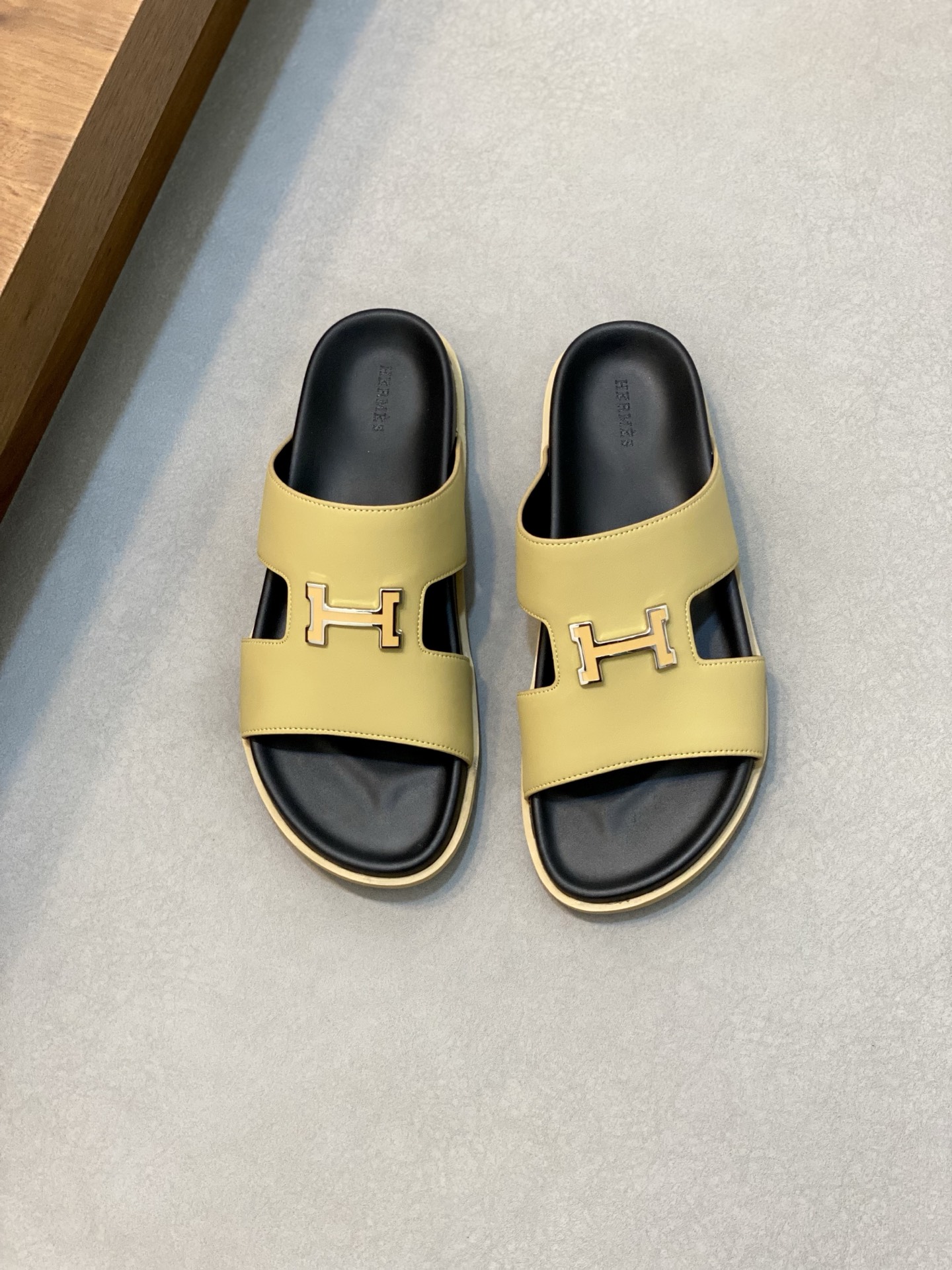 Hermes Men's Leather Sandal Slip-On Slides Summer Beach Shoes Size 39-44 2 i1742835095748 271 0 0