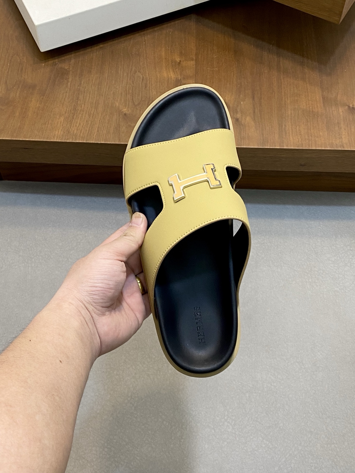 Hermes Men's Leather Sandal Slip-On Slides Summer Beach Shoes Size 39-44 8 i1742835099898 8855 0 6