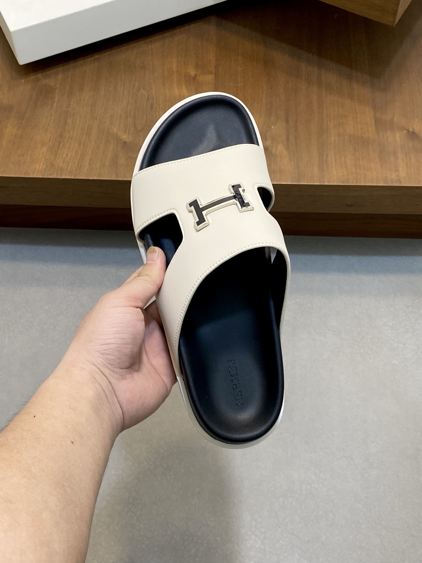 Hermes Men's Leather Slides Sandals Stylish Summer Beach Slippers 5 i1742835179932 1190 0 3