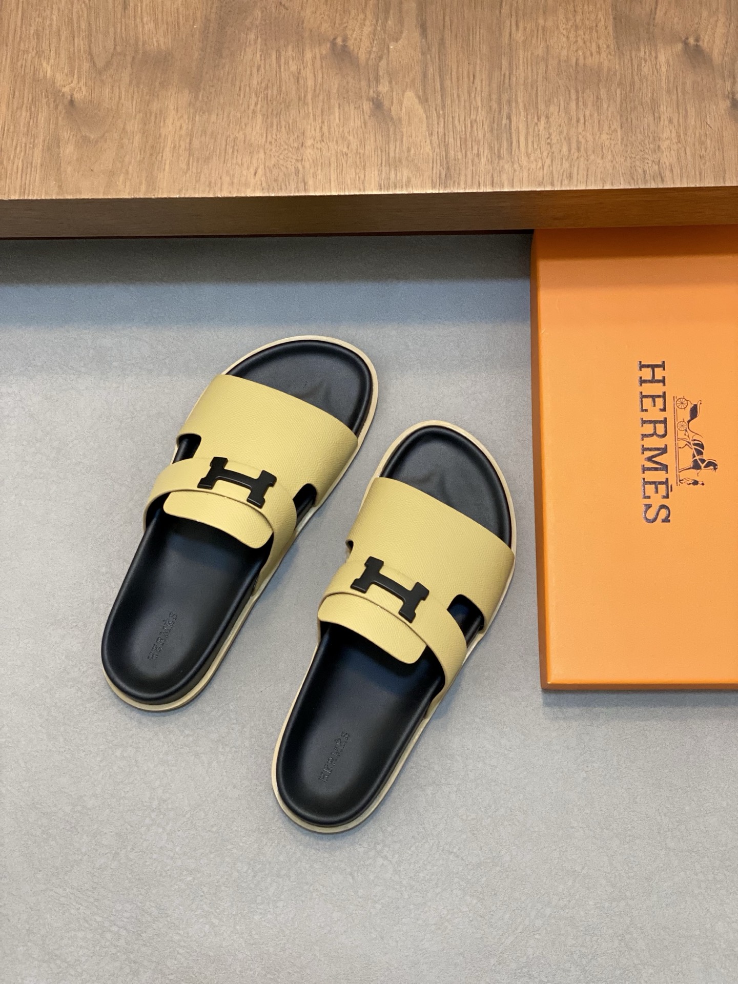 Hermes Men's Leather Sandals Slides Summer Beach Slippers, Sizes 39-44 3 i1742835394597 6721 0 1
