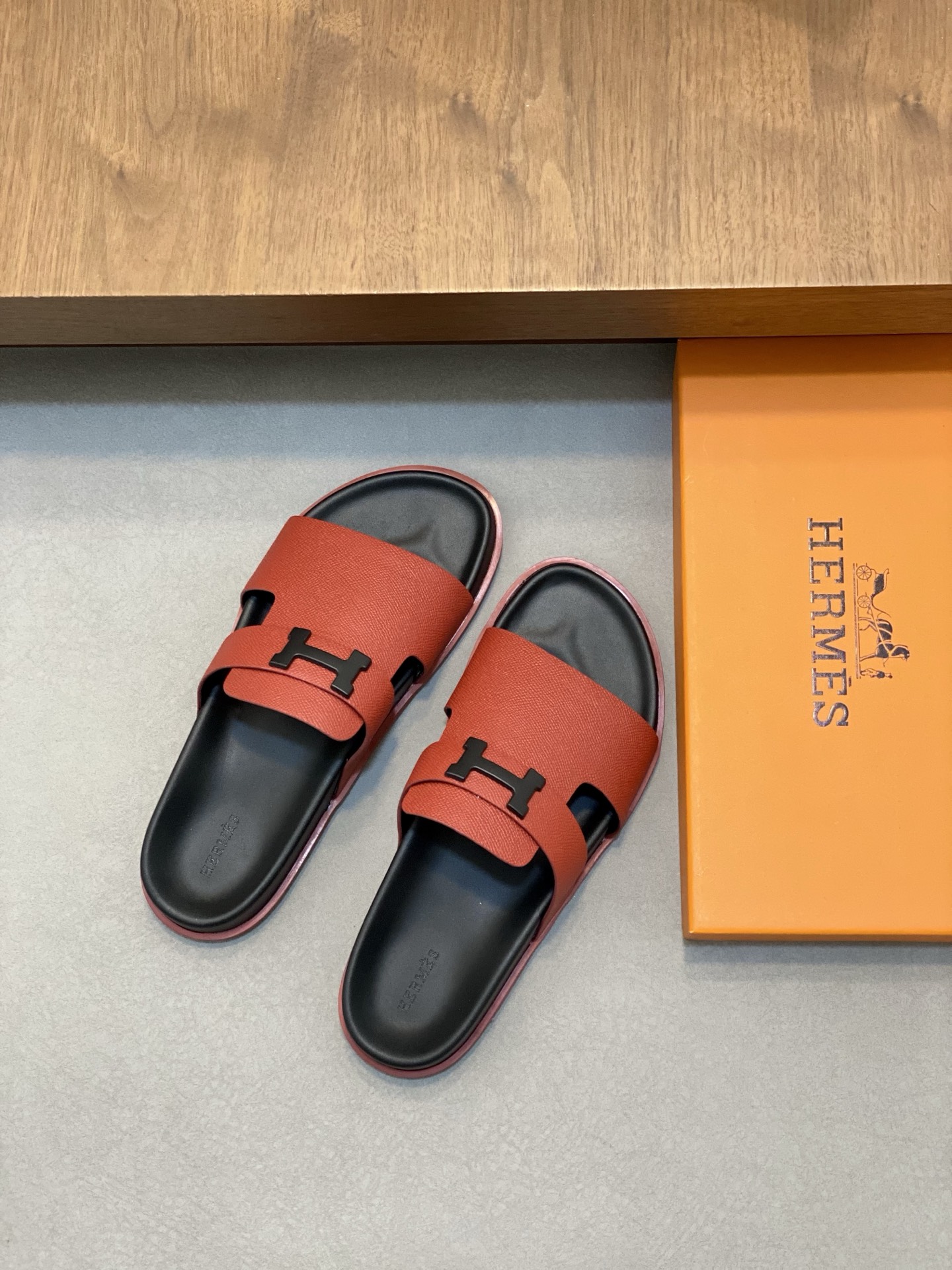 Hermes Men's Leather Slides Sandals Fashionable and Comfortable 3 i1742835433778 8074 0 1