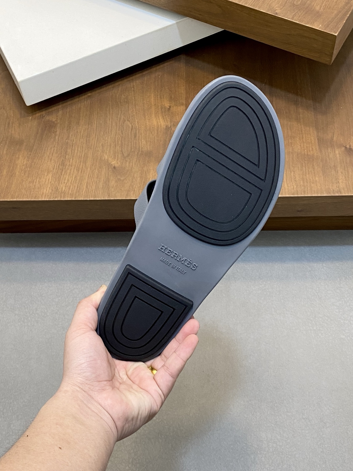 Elegant Hermes Leather Slides for Men - Stylish and Comfortable Footwear 6 i1742835471171 9889 0 4