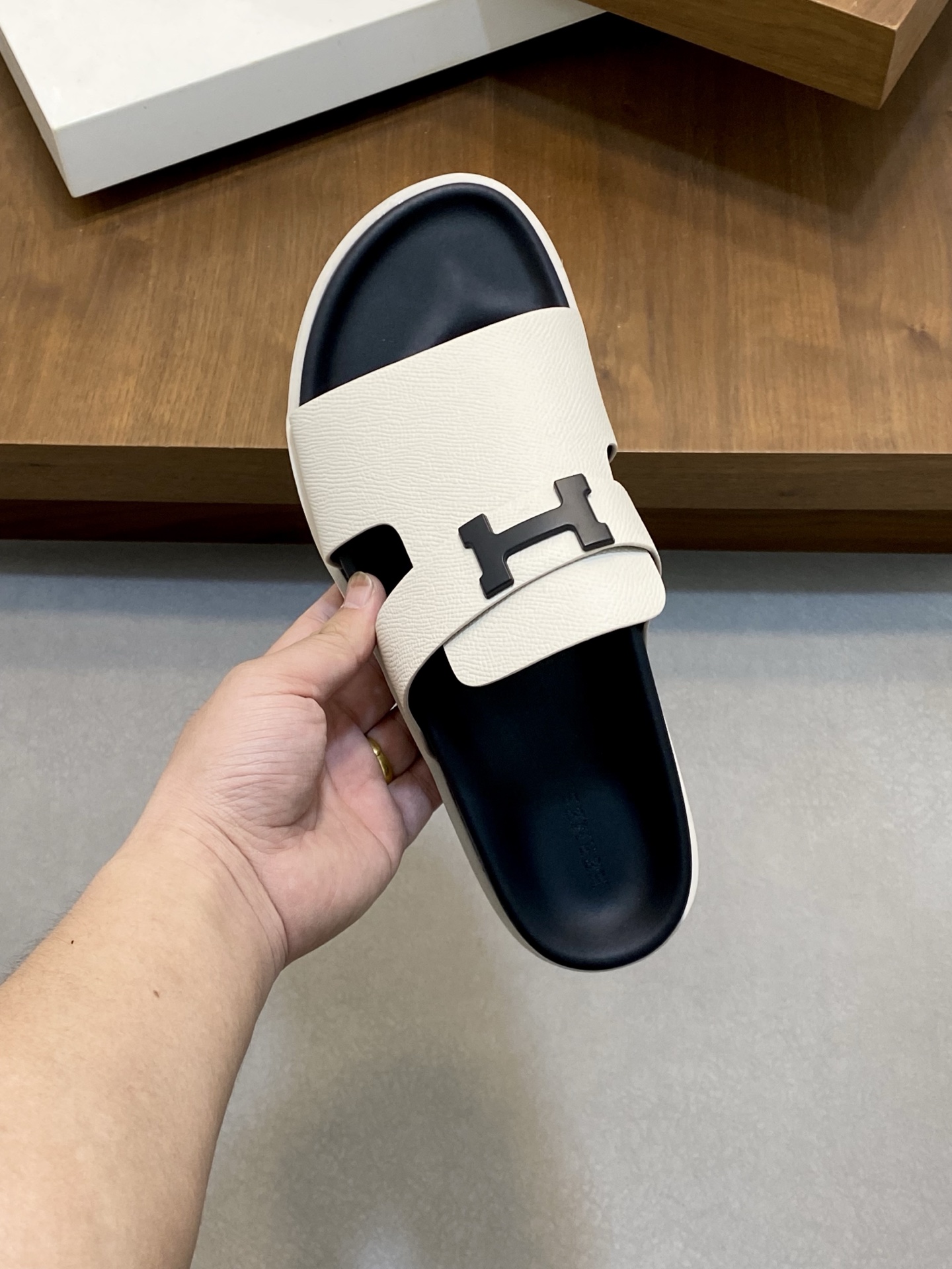 Elegant Hermes Leather Slides for Men | Durable & Comfortable Sandals 5 i1742835504051 9139 0 3
