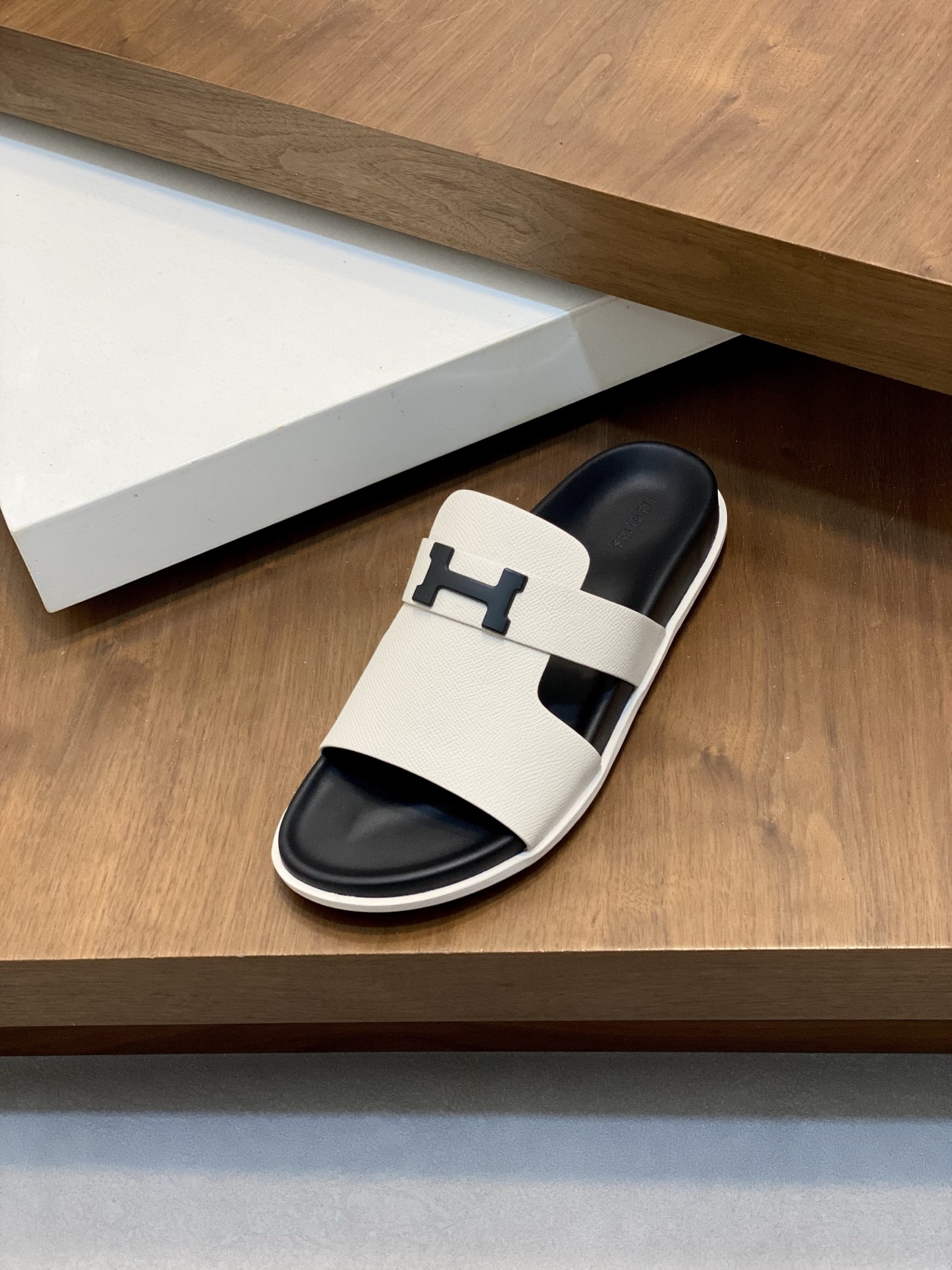 Elegant Hermes Leather Slides for Men | Durable & Comfortable Sandals 7 i1742835509512 5068 0 5