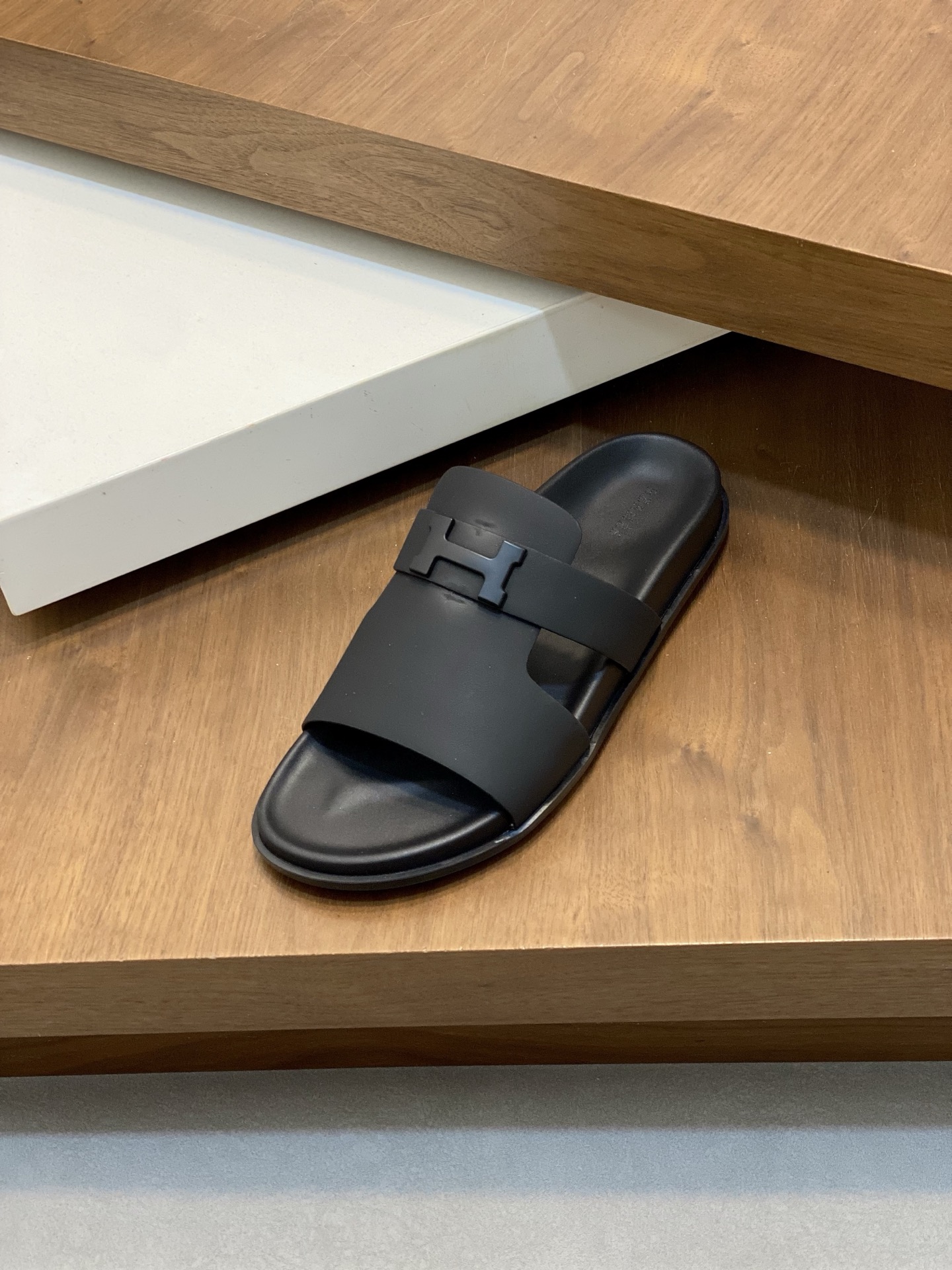 Hermes Men's Leather Sandals Comfortable Non-Slip Rubber Sole, Sizes 39-44 7 i1742835770482 8917 0 5