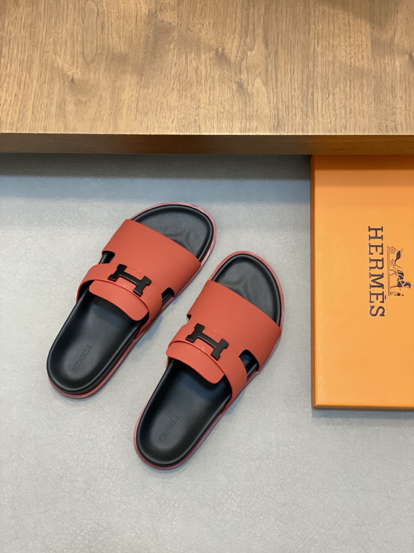 Hermes Men's Leather Sandals - Stylish & Comfortable Summer Slides 3 i1742835914951 6905 0 1