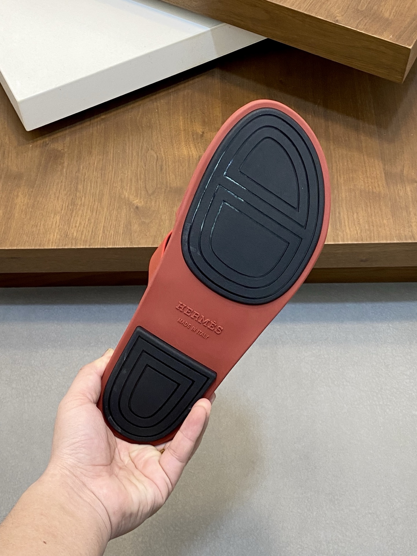Hermes Men's Leather Sandals - Stylish & Comfortable Summer Slides 6 i1742835919067 2786 0 4