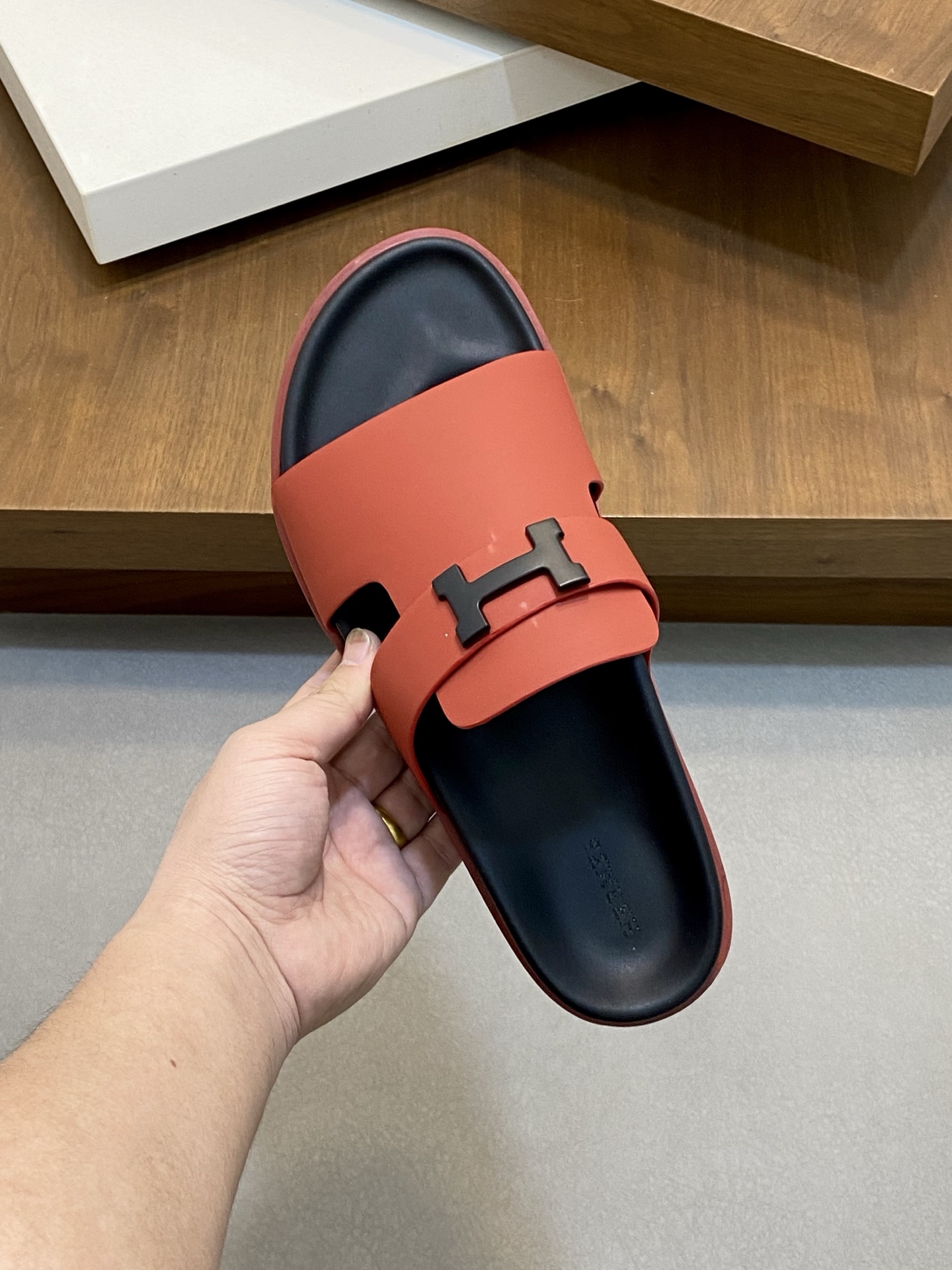 Hermes Men's Leather Sandals - Stylish & Comfortable Summer Slides 5 i1742835919194 8931 0 3