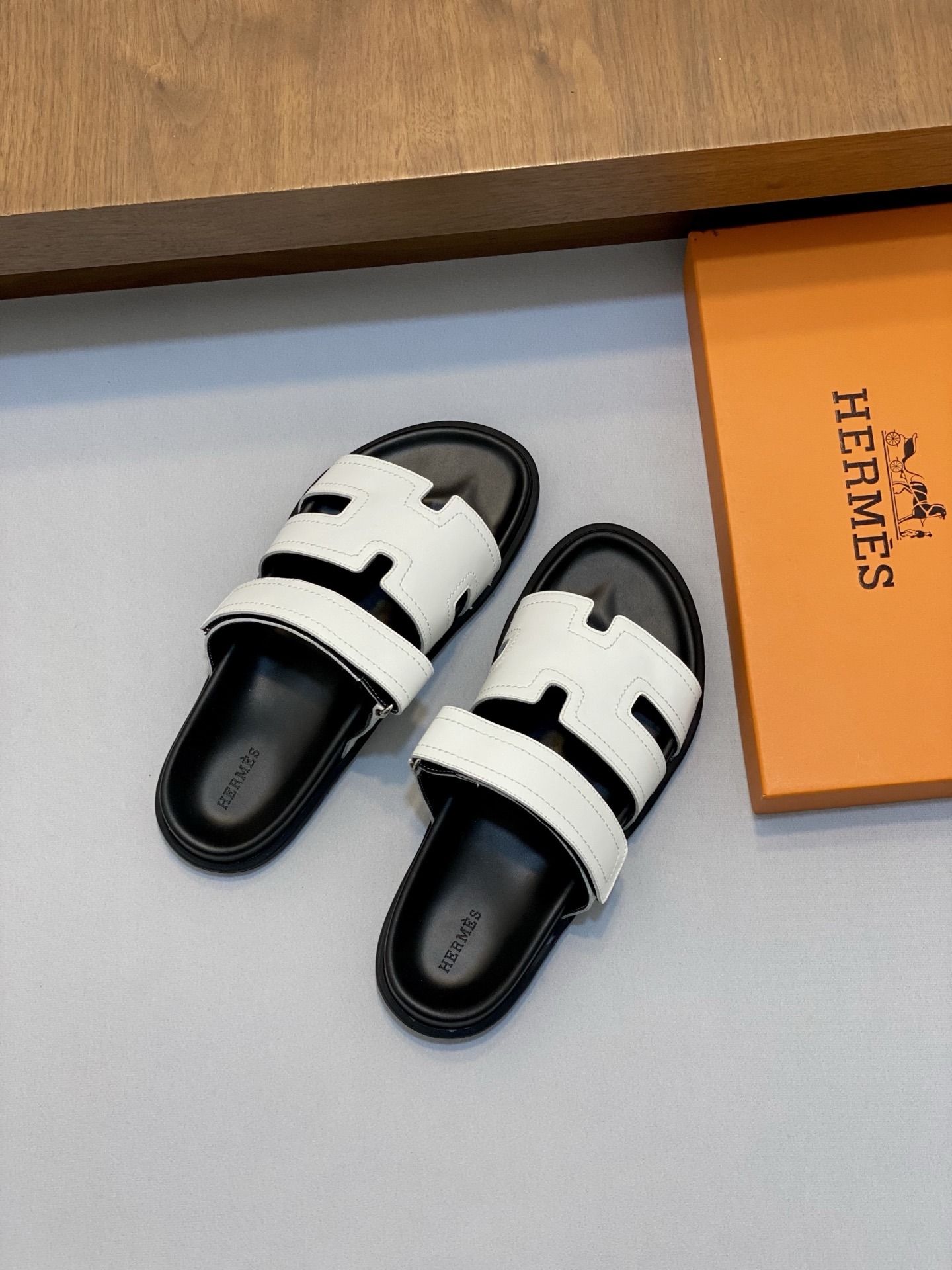 Hermes Men's Leather Sandals Slides Fashionable Anti-slip Rubber Sole 3 i1742923412300 1819 0 1