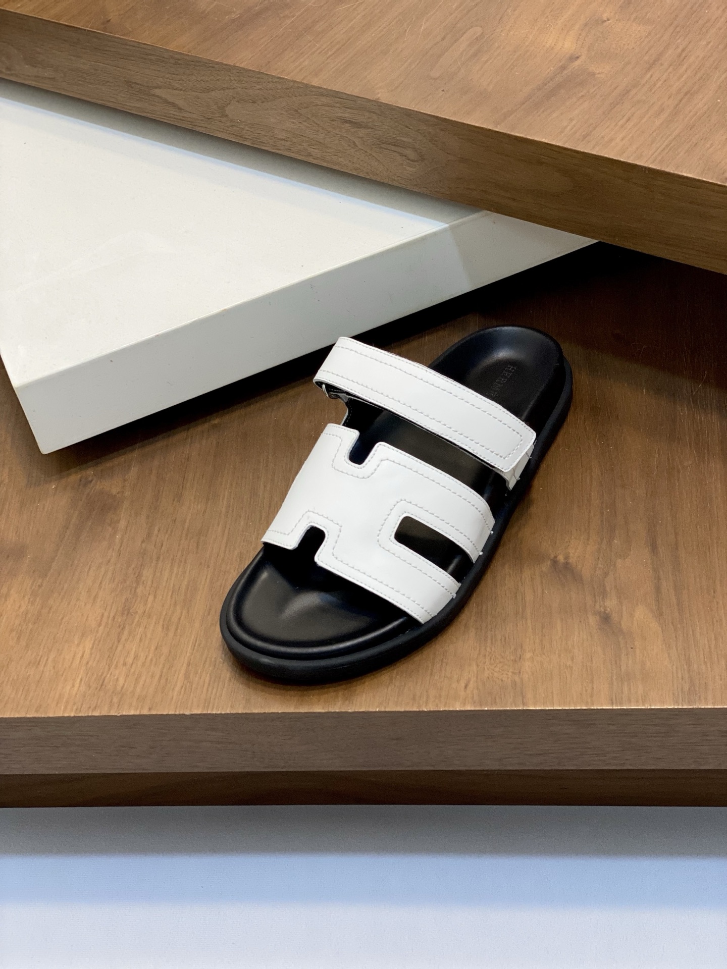 Hermes Men's Leather Sandals Slides Fashionable Anti-slip Rubber Sole 7 i1742923412515 9290 0 5