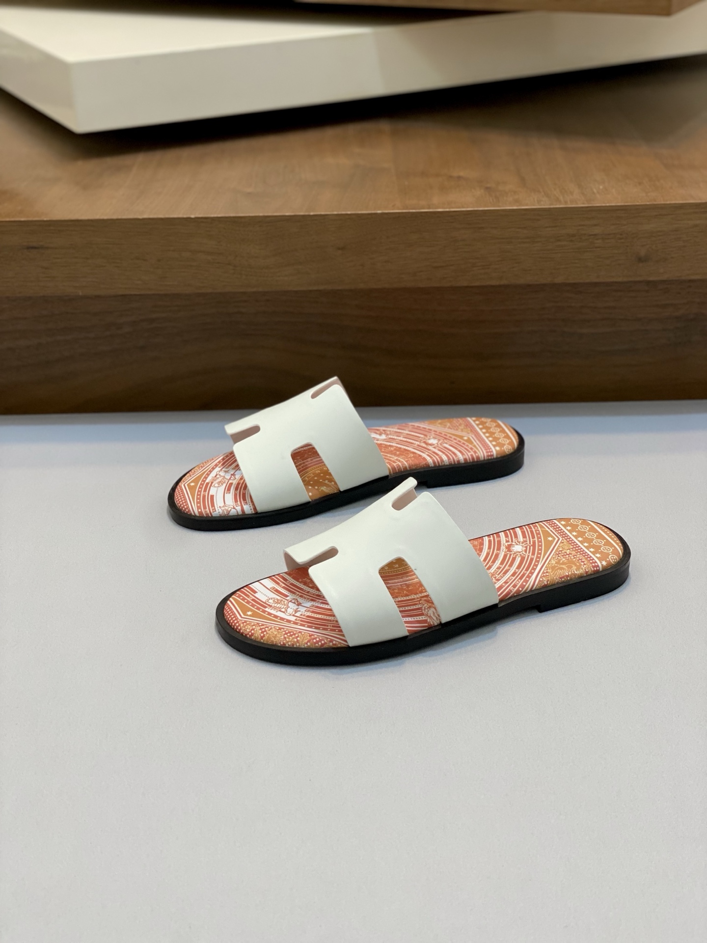 Hermes Women's Leather Slides Sandals, Comfortable and Anti-slip 4 i1742923698466 3239 0 2