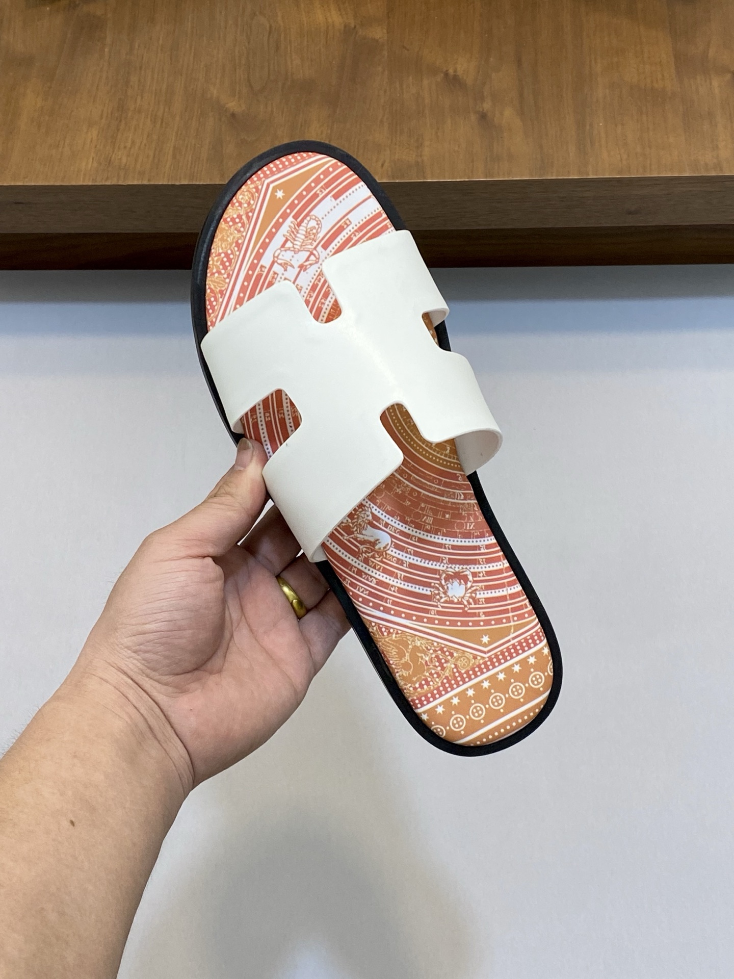 Hermes Women's Leather Slides Sandals, Comfortable and Anti-slip 5 i1742923703267 5066 0 3