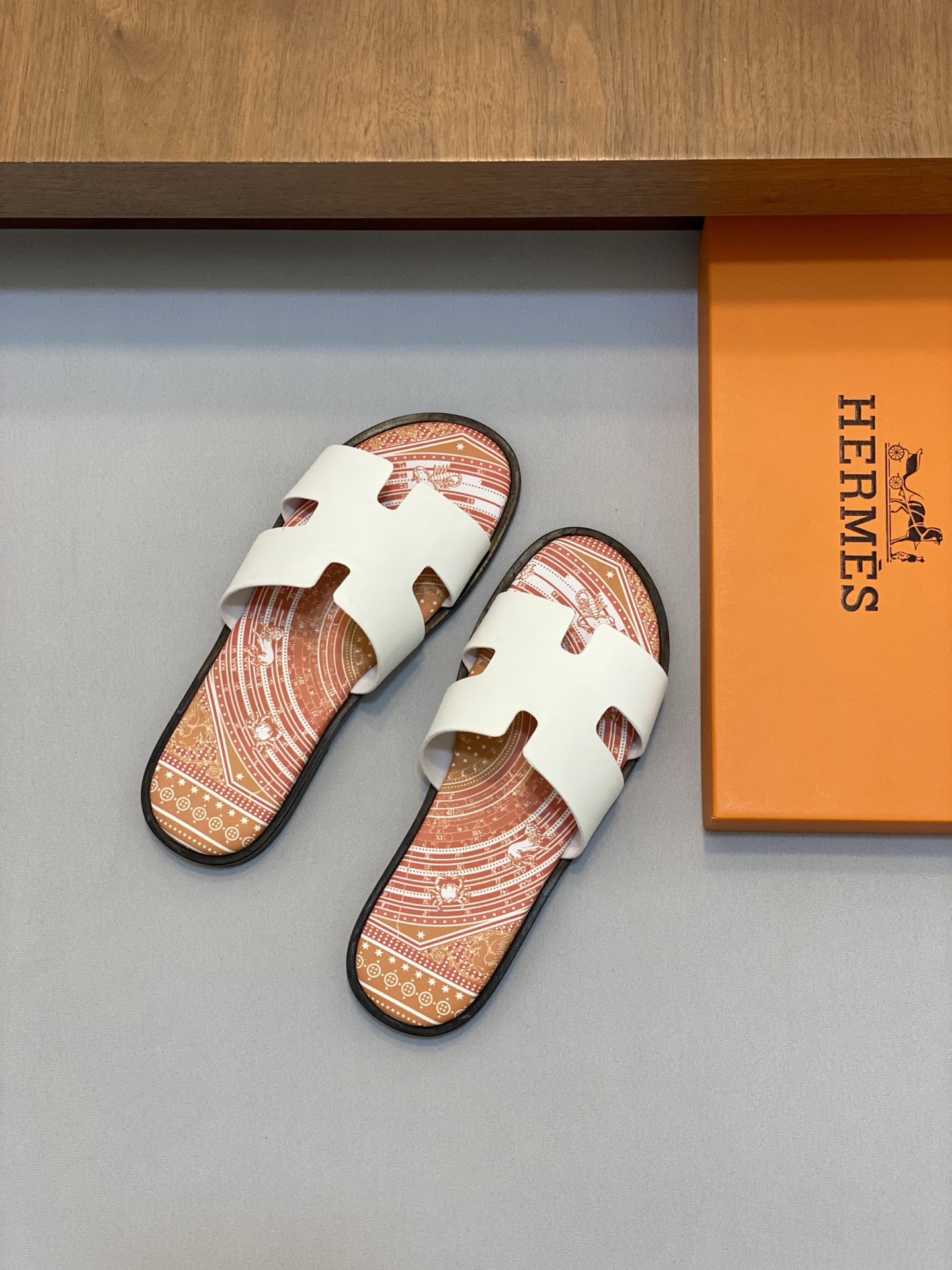 Hermes Women's Leather Slides Sandals, Comfortable and Anti-slip 3 i1742923706432 5645 0 1