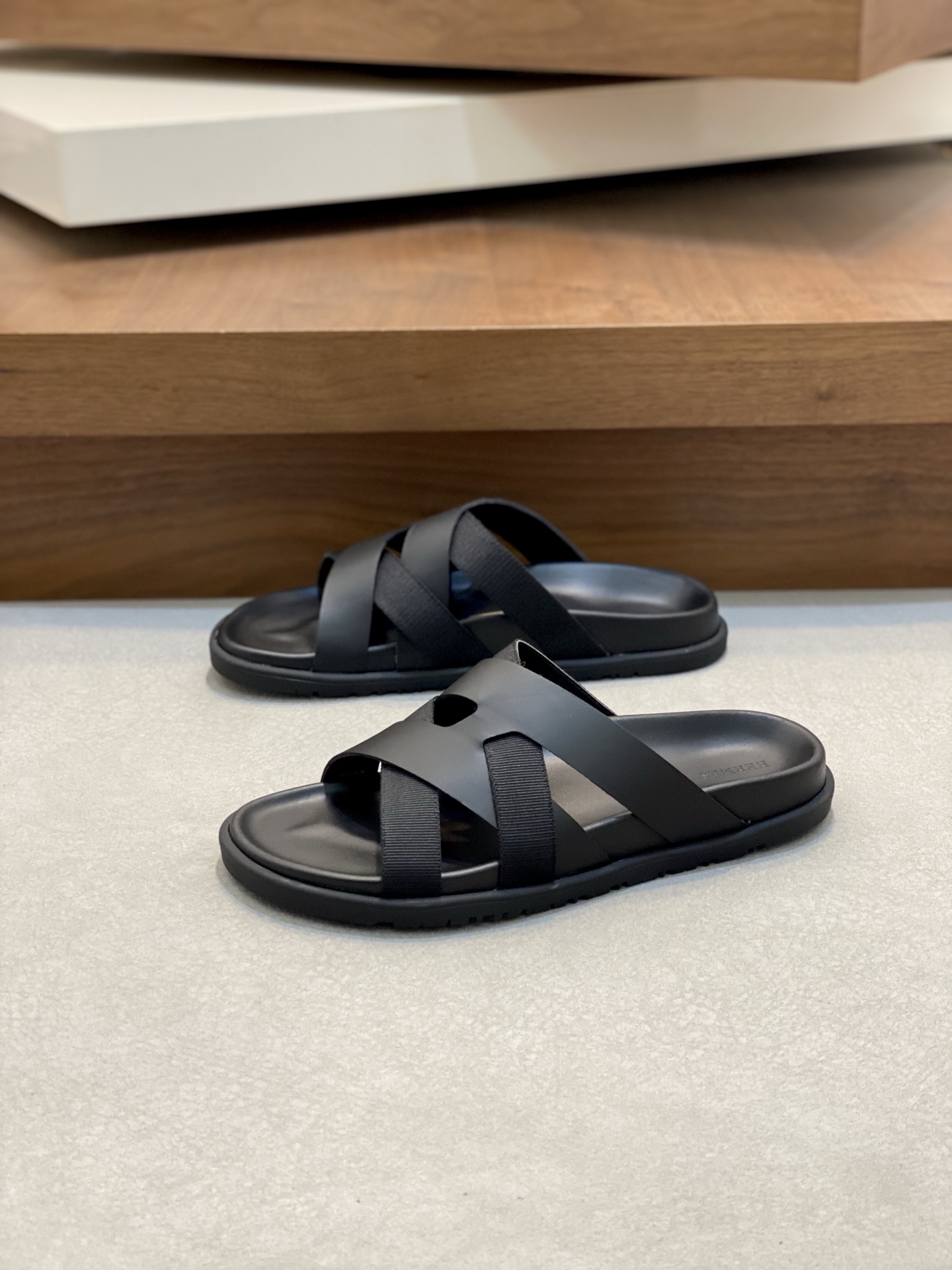 Hermes Men's Leather Sandals, Comfortable and Stylish Summer Slides 4 i1742923805281 1095 0 2