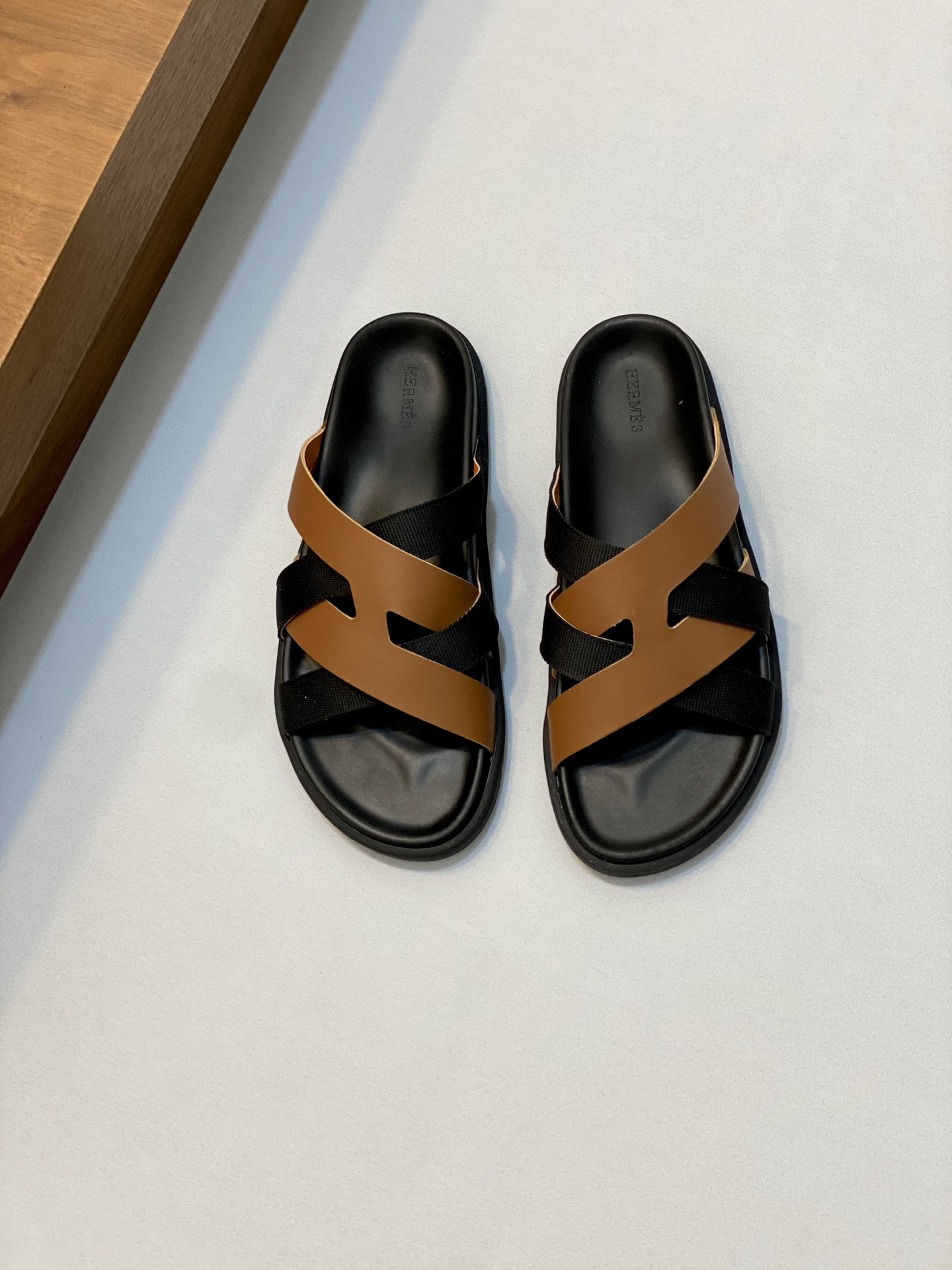 Hermès Men's Chypre Sandal Leather Upper Rubber Sole Slides Slippers 2 i1742923851828 2327 0 0